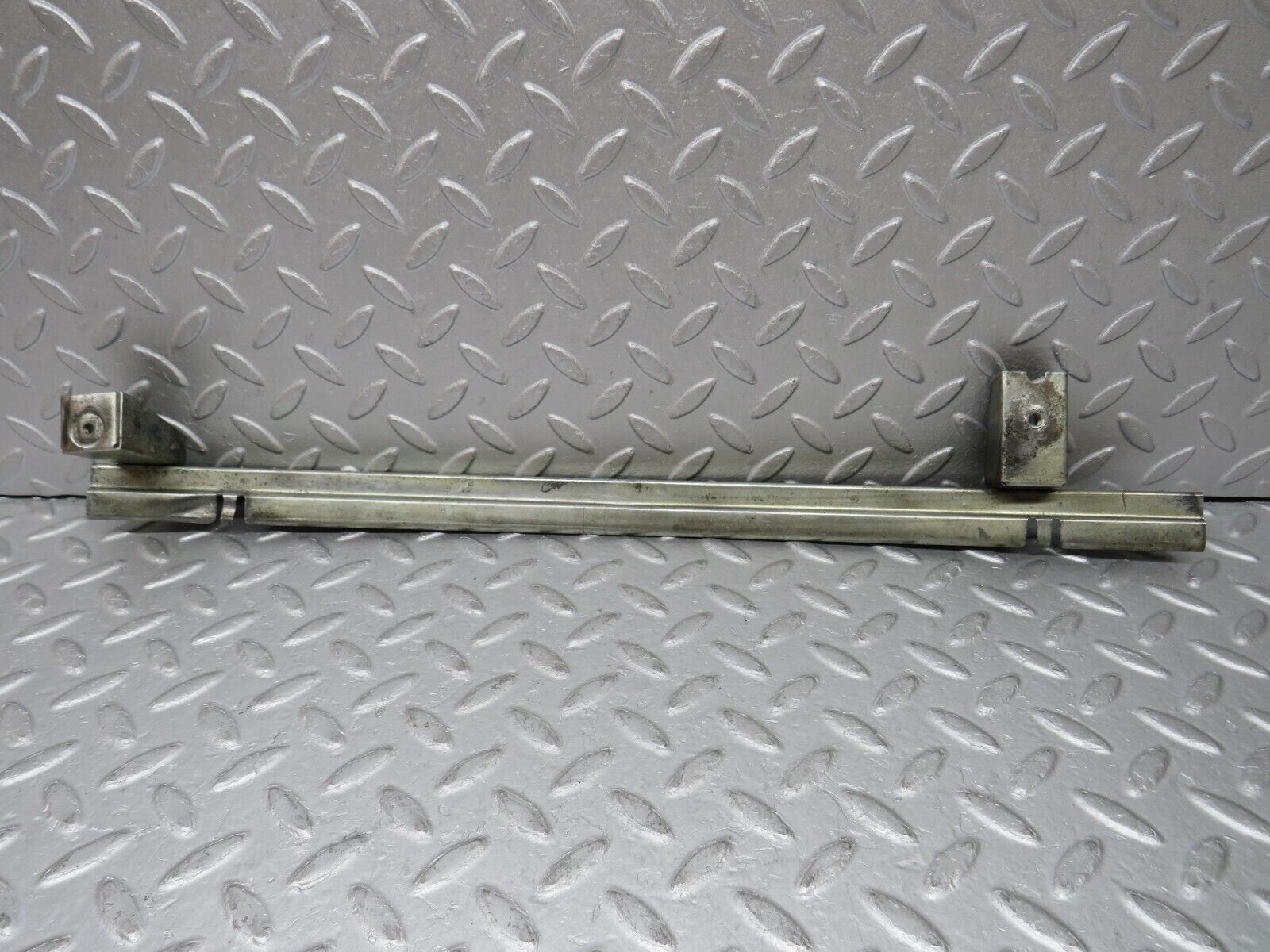 35861 Mercedes-Benz W108 Front Right Door Window Channel