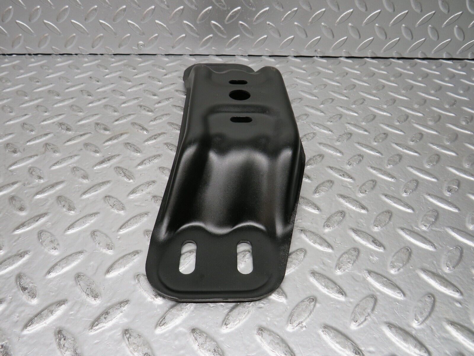 29951 Mercedes-Benz C124 320CE Coupe Gearbox Mount Bracket Holder