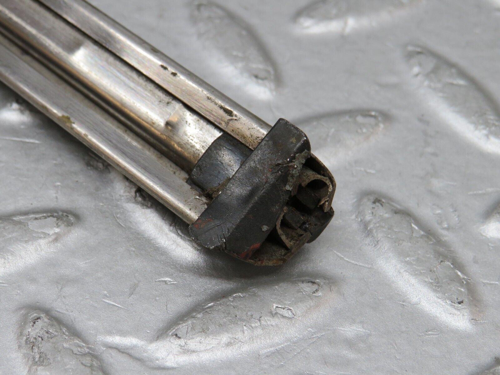 35774 Mercedes-Benz W108 Front Left Door Centre Moulding Trim