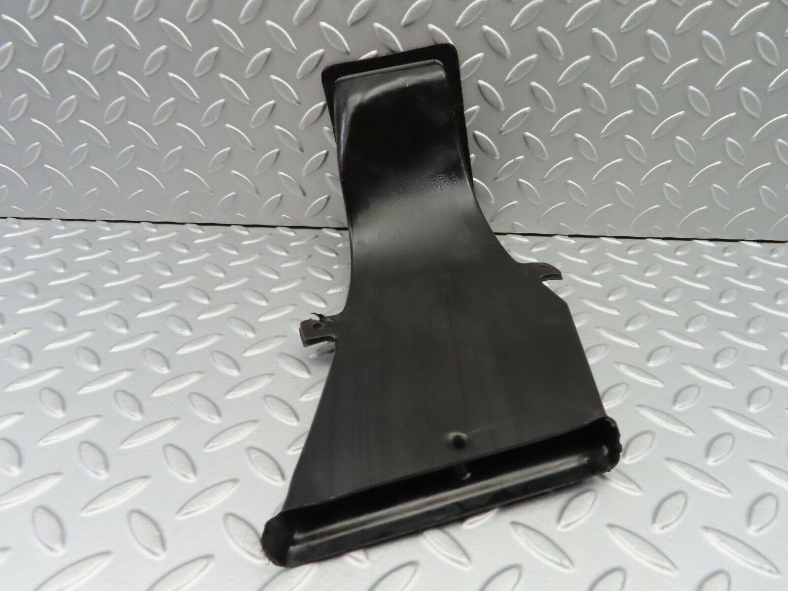 6973 Mercedes-Benz C107 350SLC Coupe Floor Ventillation Duct Left 1078310146