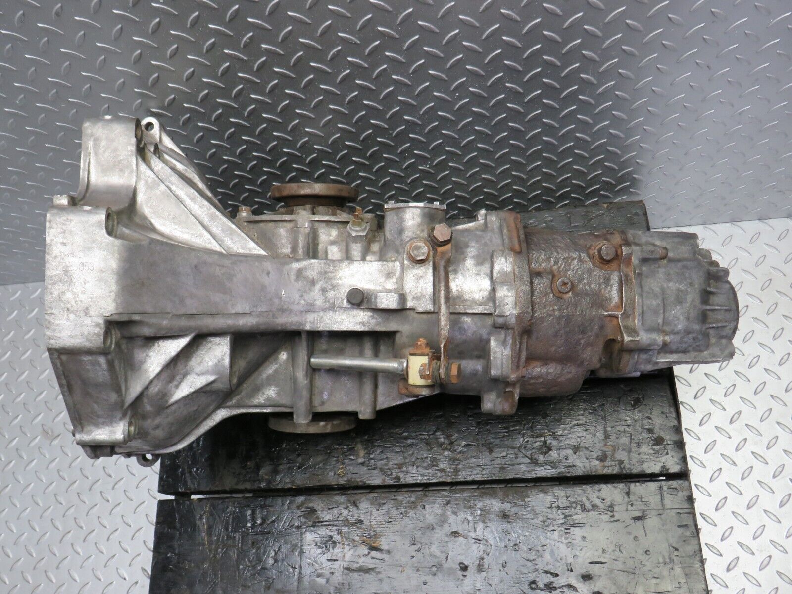 30193 Porsche 924 Manual Gearbox 5 Speed MD25053 016301107