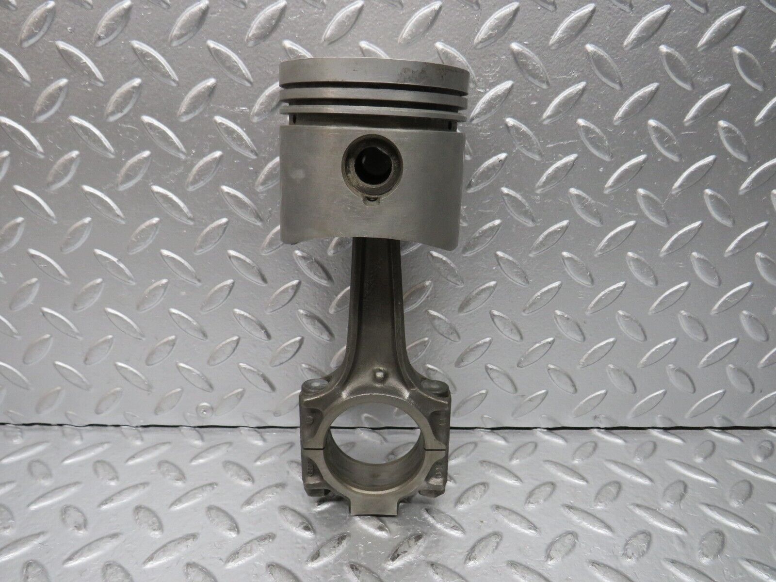 30168 Porsche 924 Piston With Connecting Rod 86.48mm