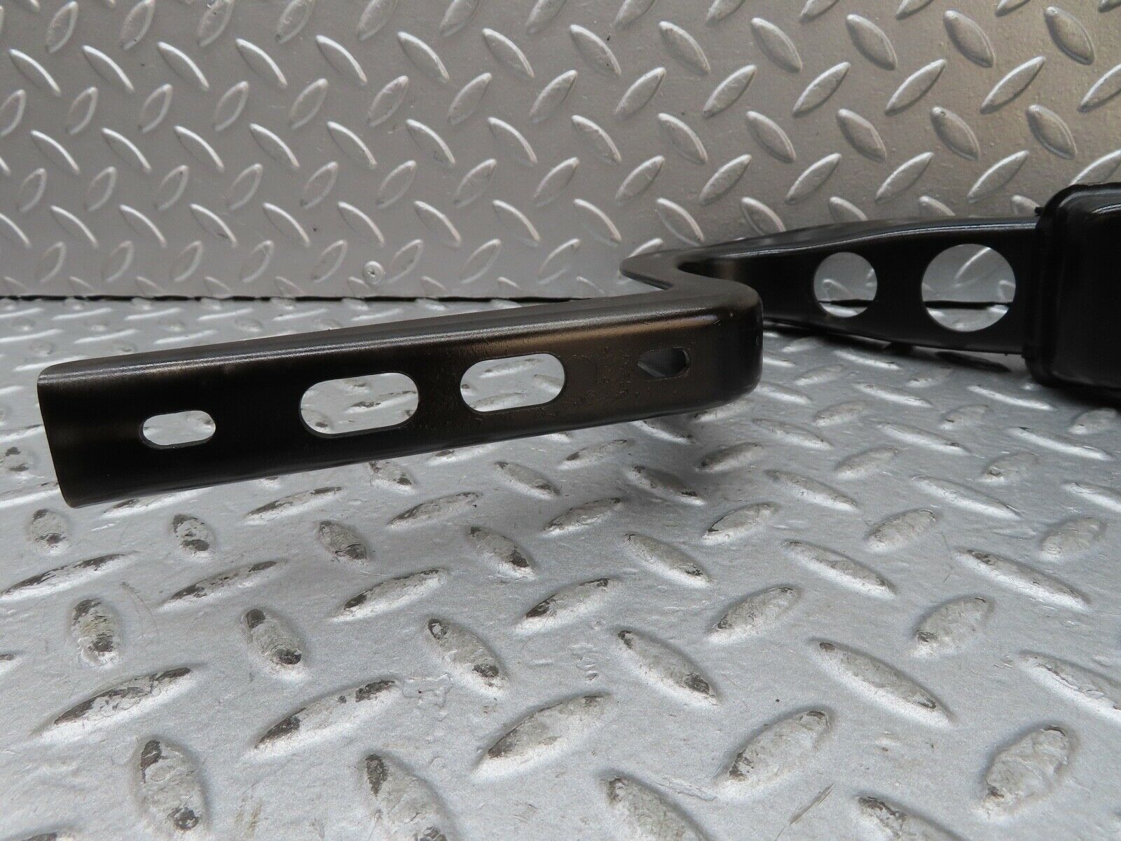 17605 Mercedes-Benz W116 450SEL Trunk Lid Hinge Left Side