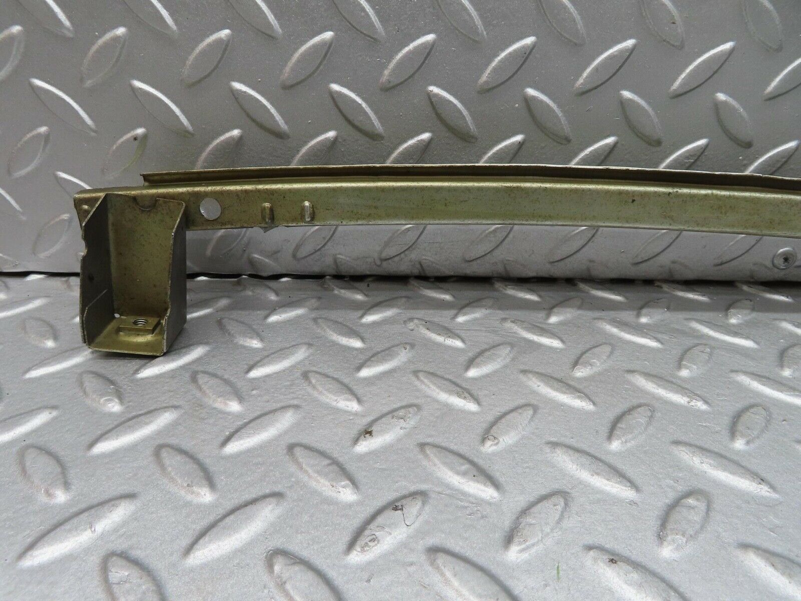 12489 Mercedes-Benz W108 Front Right Window Channel