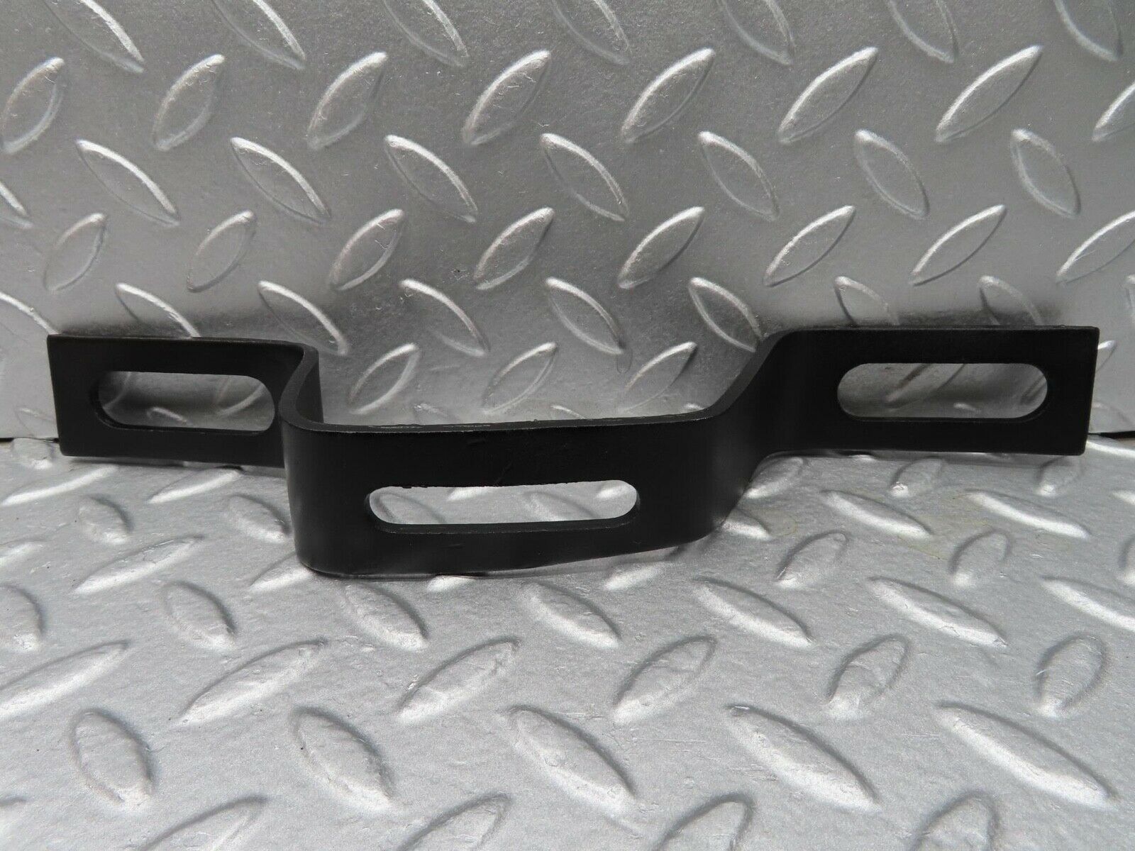 13990 Mercedes-Benz C107 280SLC Front Bumper Bracket