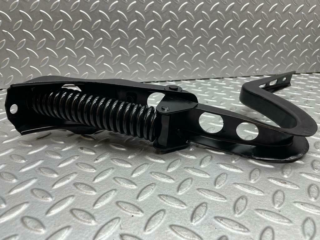 0153 Mercedes-Benz W116 Trunk Lid Hinge