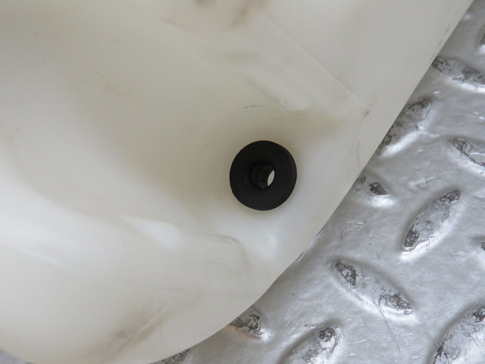 28300 Mercedes-Benz S123 240D Wagon Rear Washer Reservoir Tank 1238690420