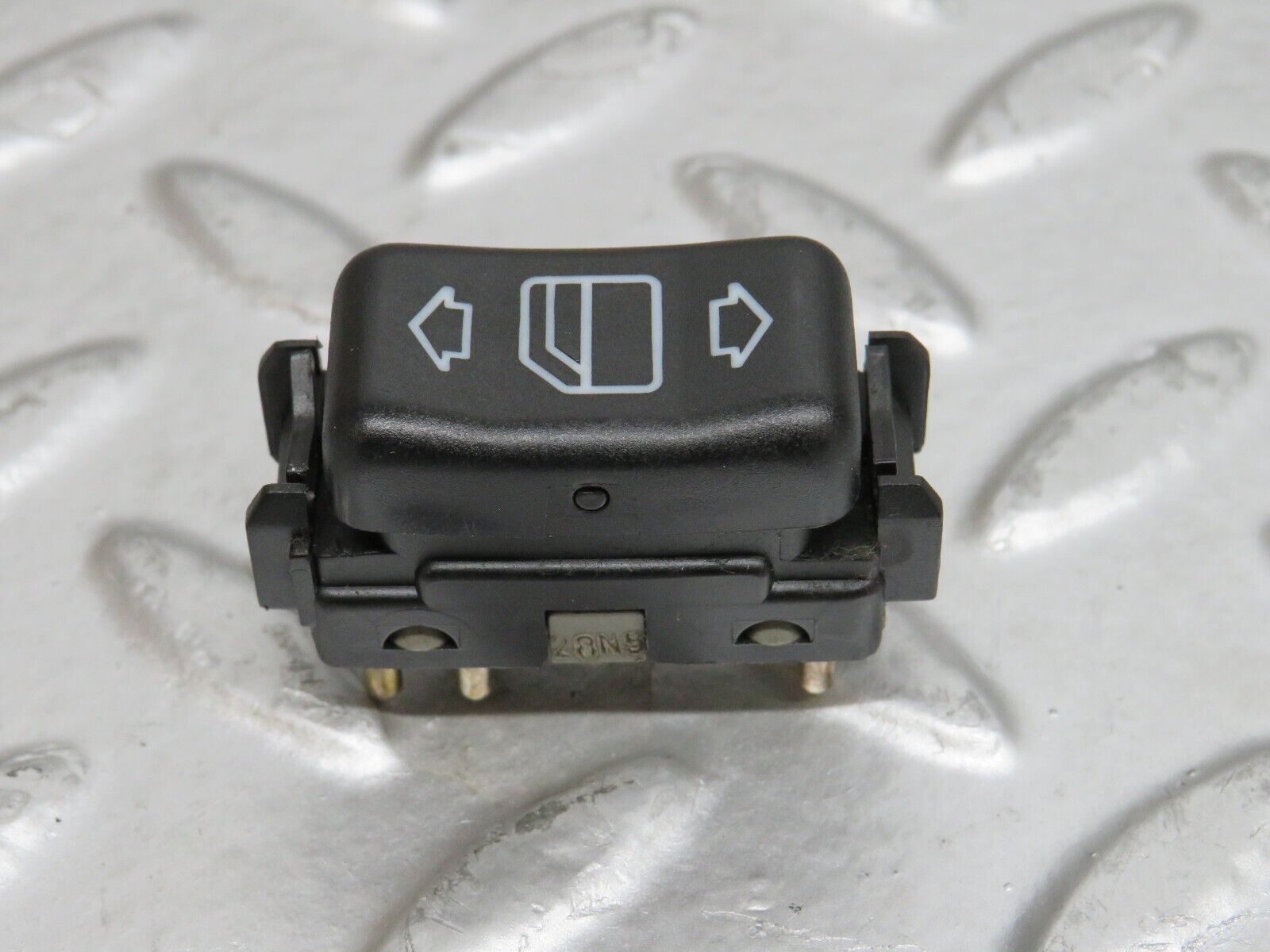 29184 Mercedes-Benz C124 320CE Coupe Left Electric Window Switch 1248209310