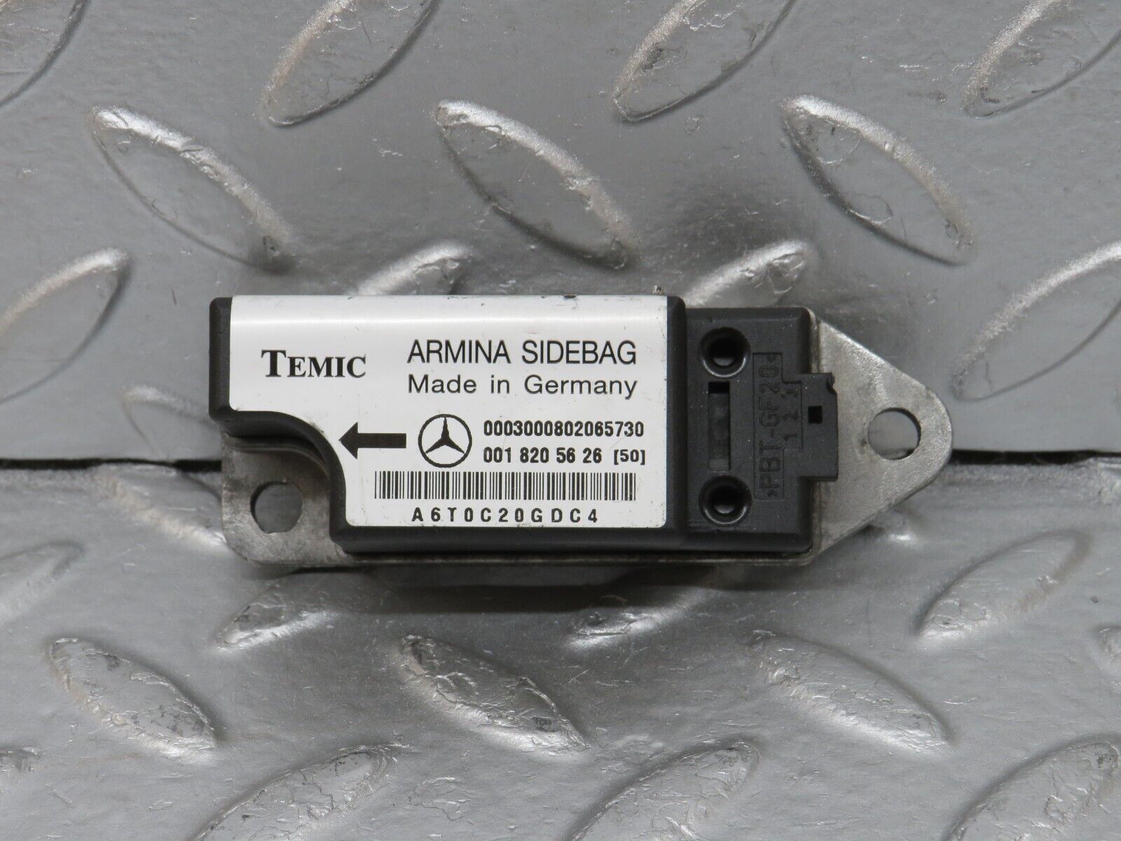 33170 Mercedes-Benz W210 Airbag Crash Sensor 0018205626