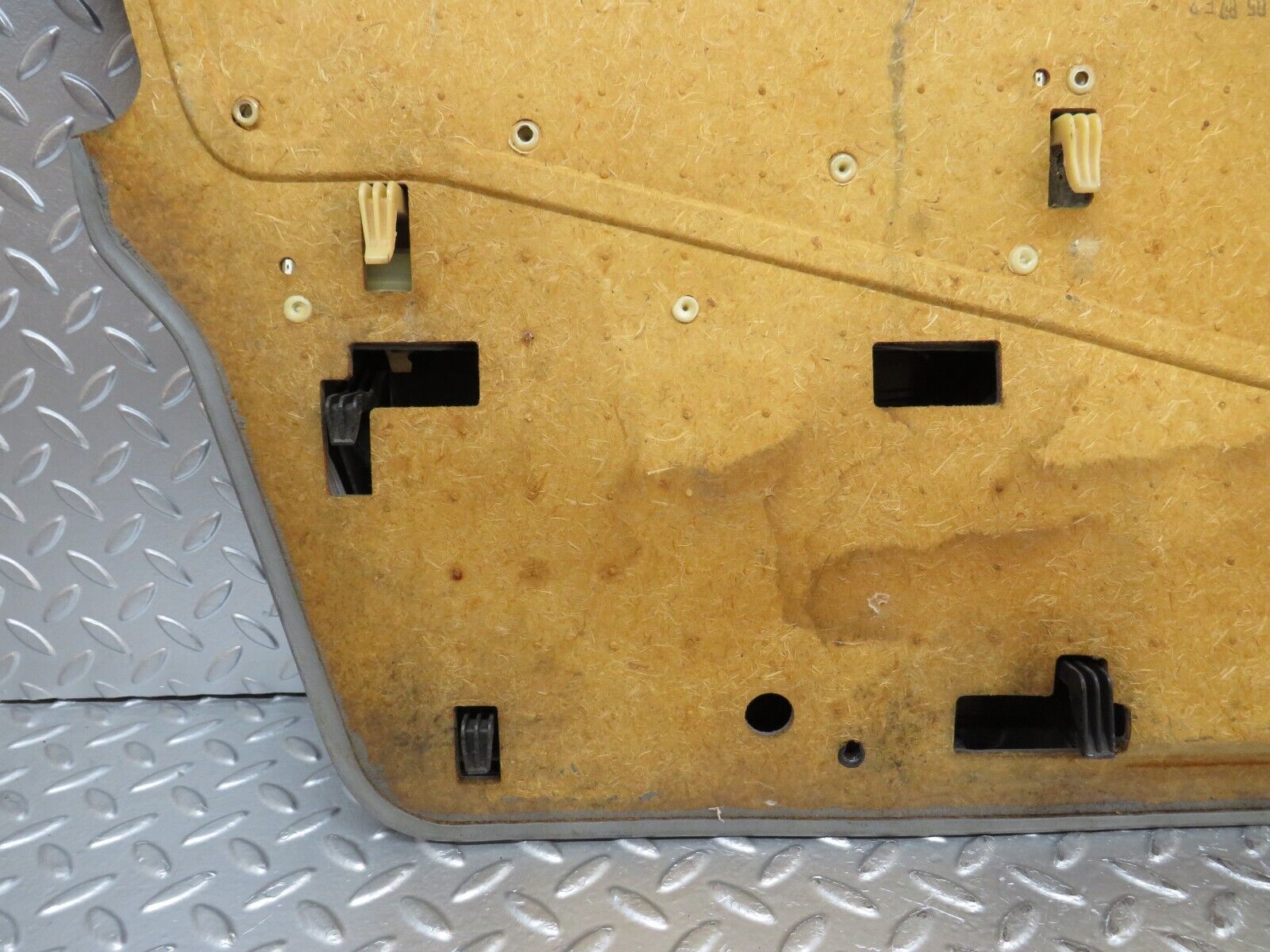 32339 Mercedes-Benz S124 300TE Wagon Front Right Door Card Grey