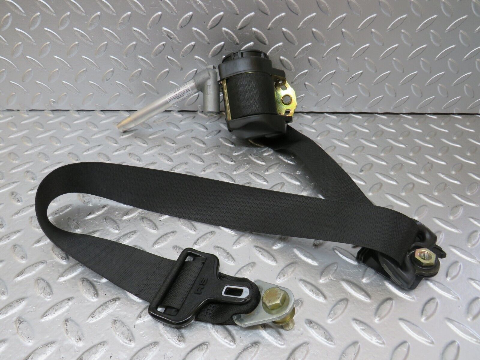 25985 Mercedes-Benz W124 280E Seat Belt Front Right 1248600586