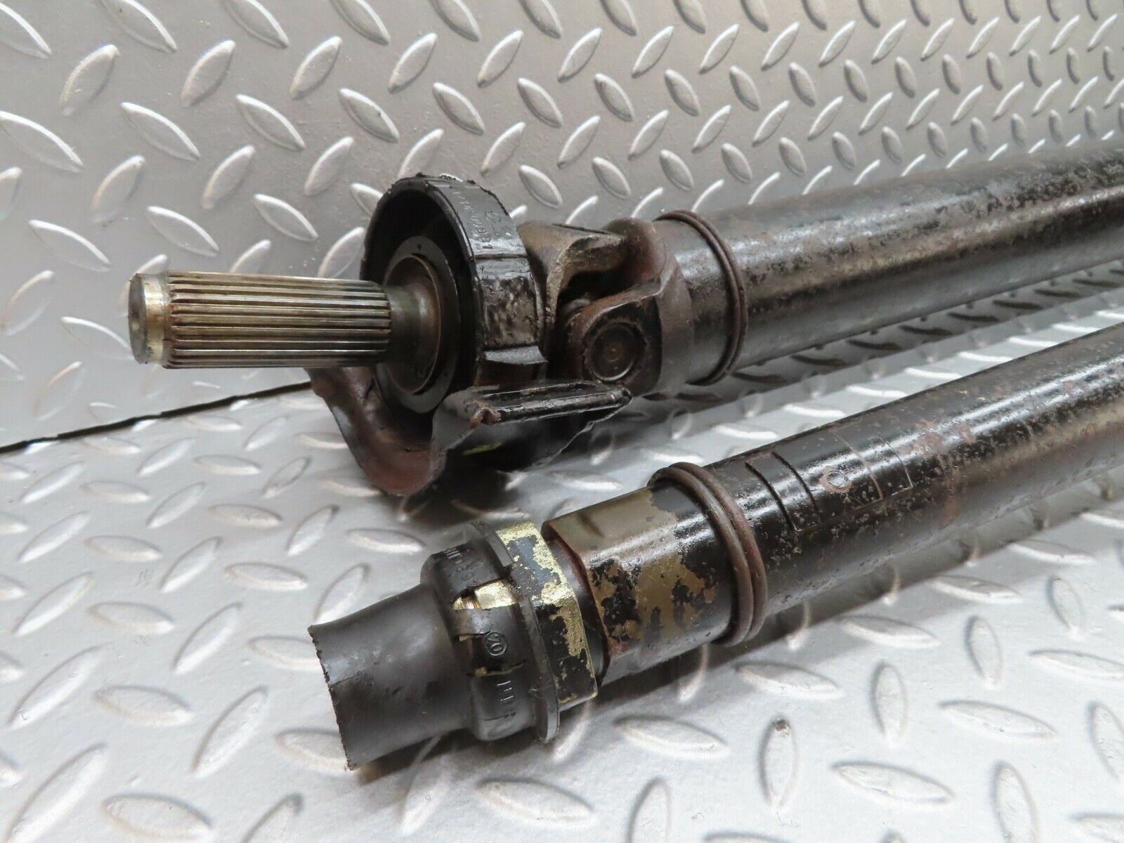 17836 Mercedes-Benz W116 450SEL Cardan Shaft Prop Shaft