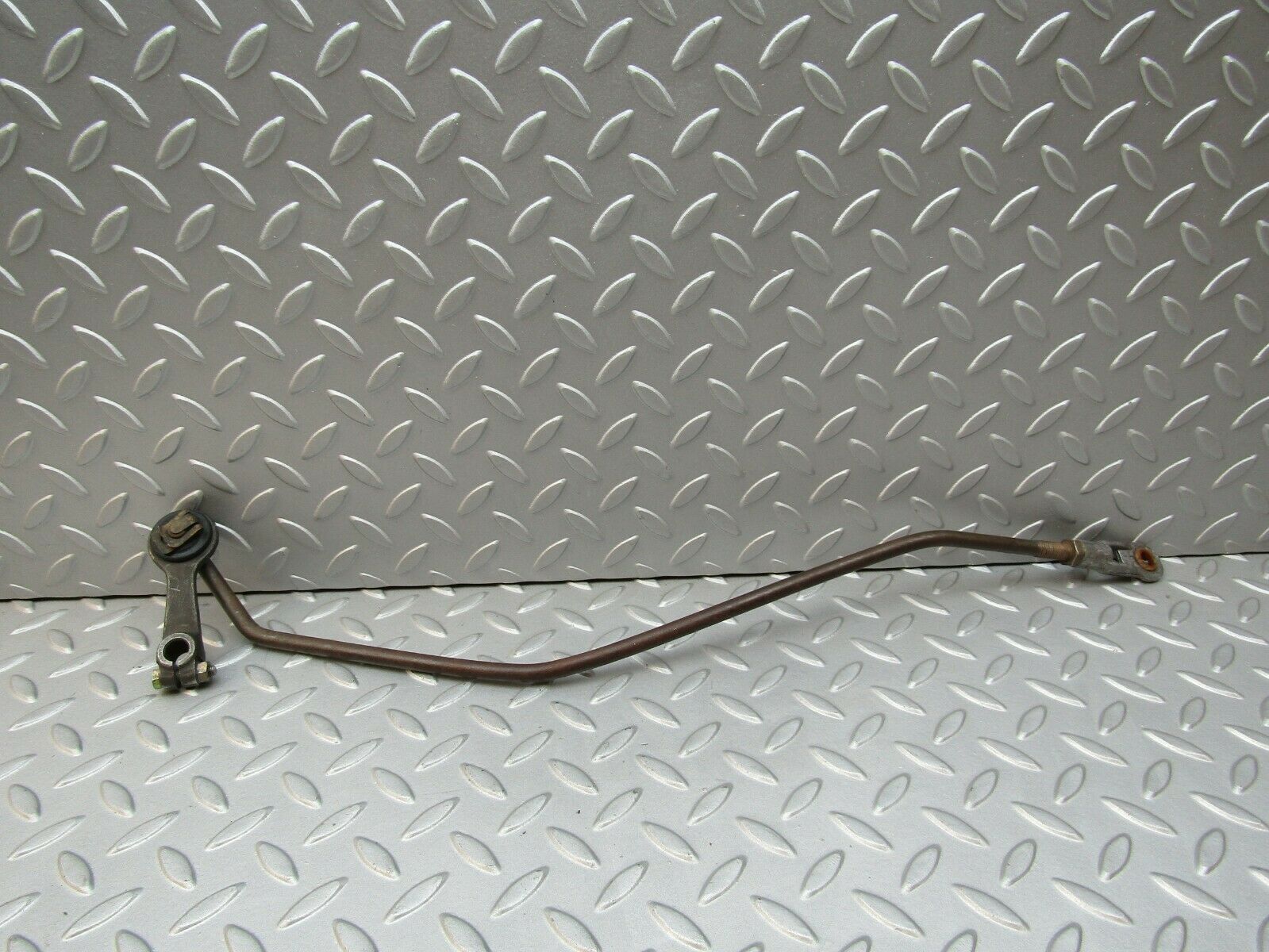 3293 Mercedes-Benz W115 220D Manual Gear Shift Linkage 3-4 0009920510