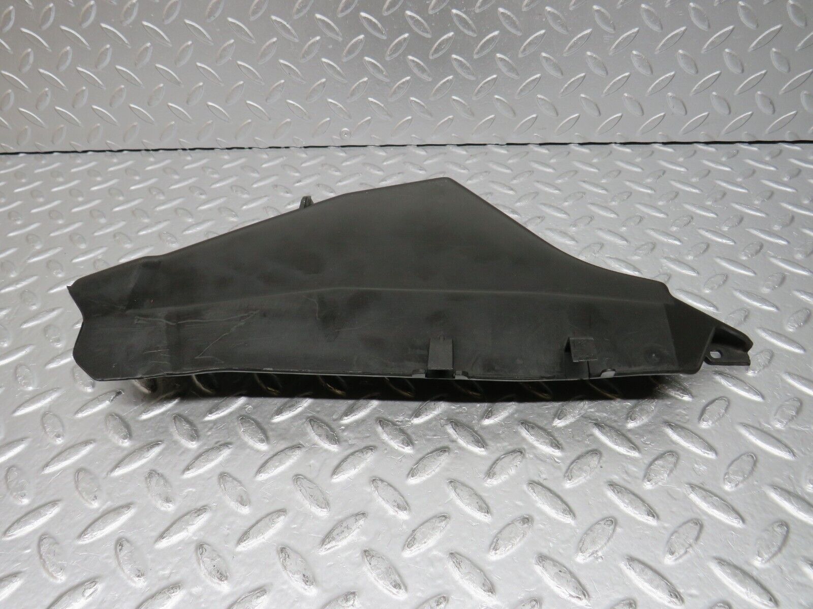 31687 Mercedes-Benz W201 190LE 1.8L Front Right Rain Gutter Drain Channel 2016280273