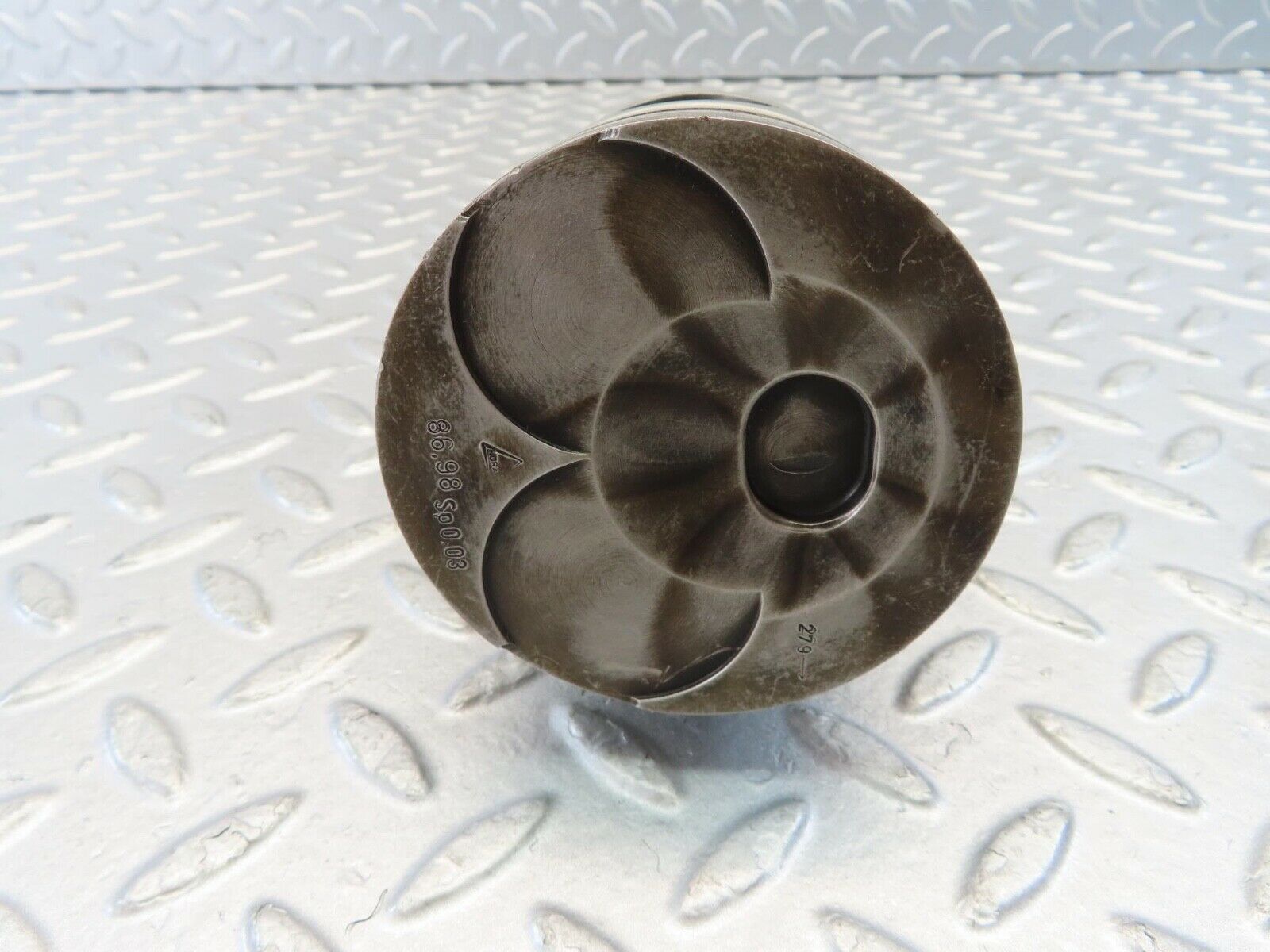 10995 Mercedes-Benz W115 220D Piston With Connecting Rod 86.98 mm