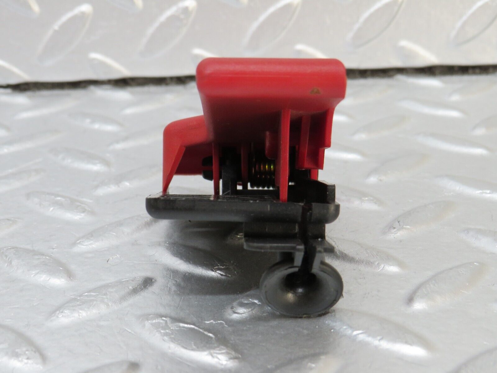 34878 Mercedes-Benz W210 320E Hood Opener Bonnet Opener Release