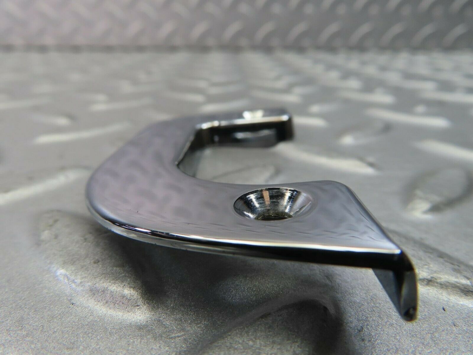 9065 Mercedes-Benz W115 Left Interior Chrome Door Latch Trim