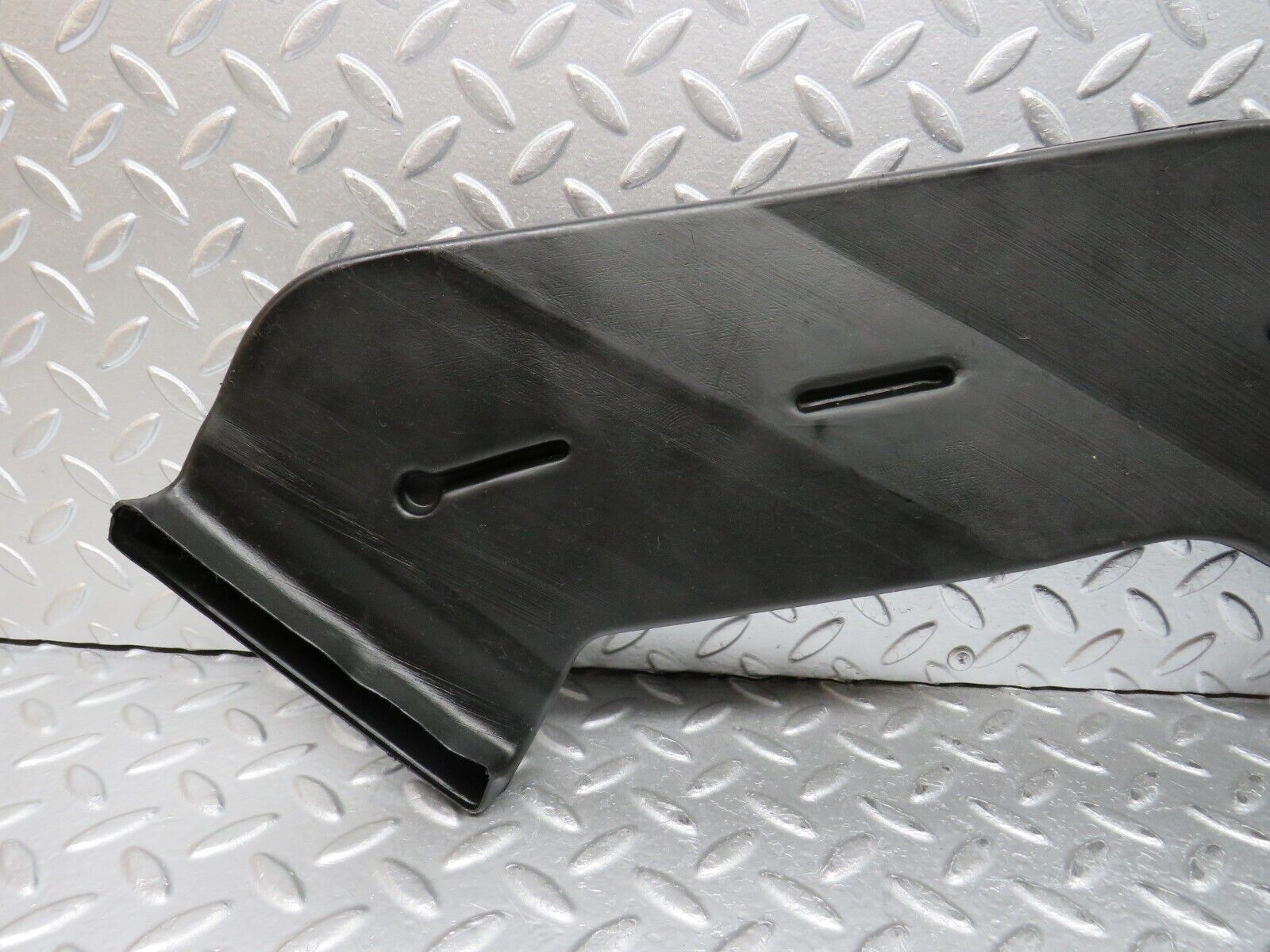 0697 Mercedes-Benz C107 350SLC Coupe Air Duct Vent Right Side 1078310446