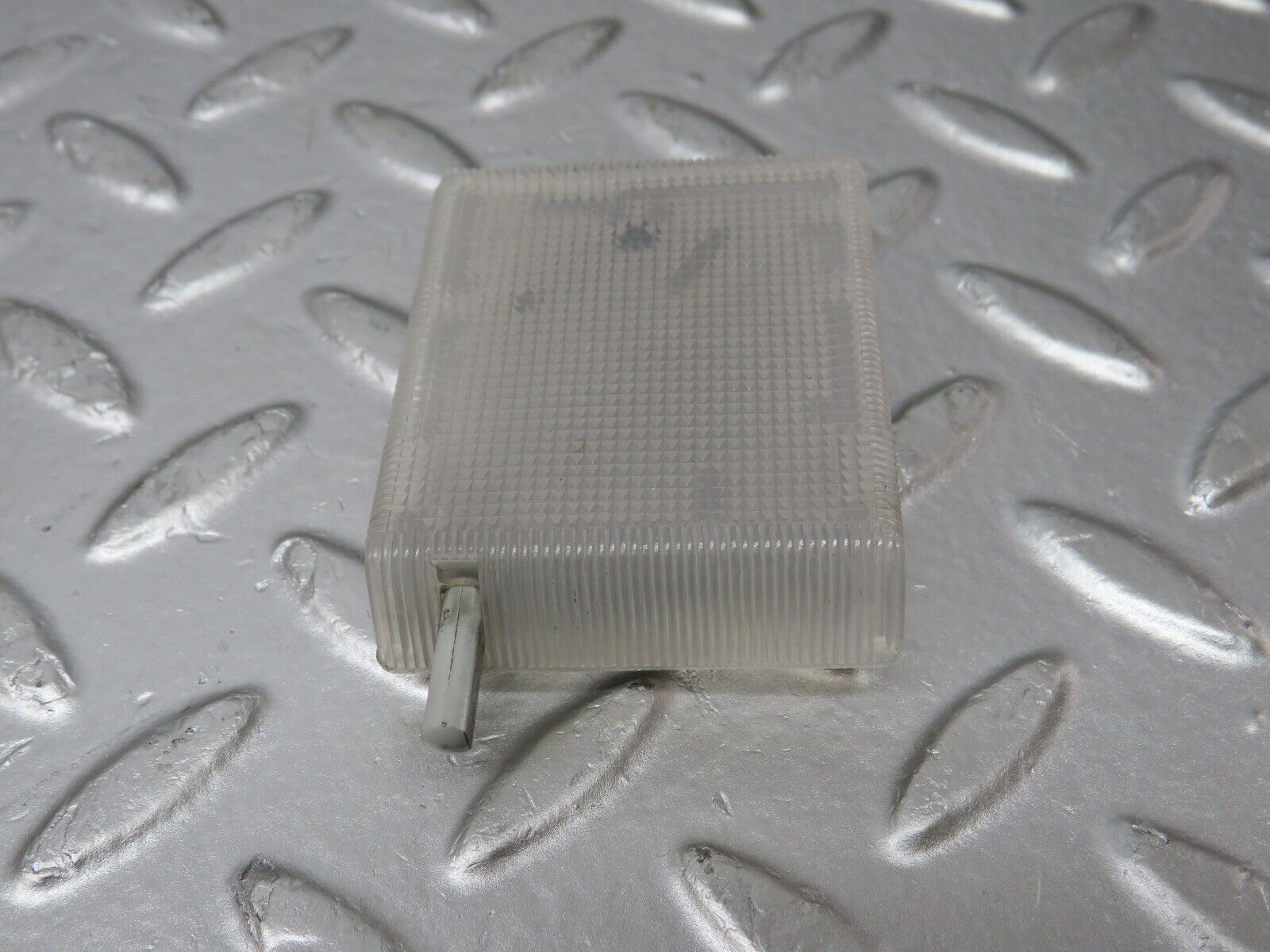 32787 Mercedes-Benz W124 Glove Box Light 1298200301