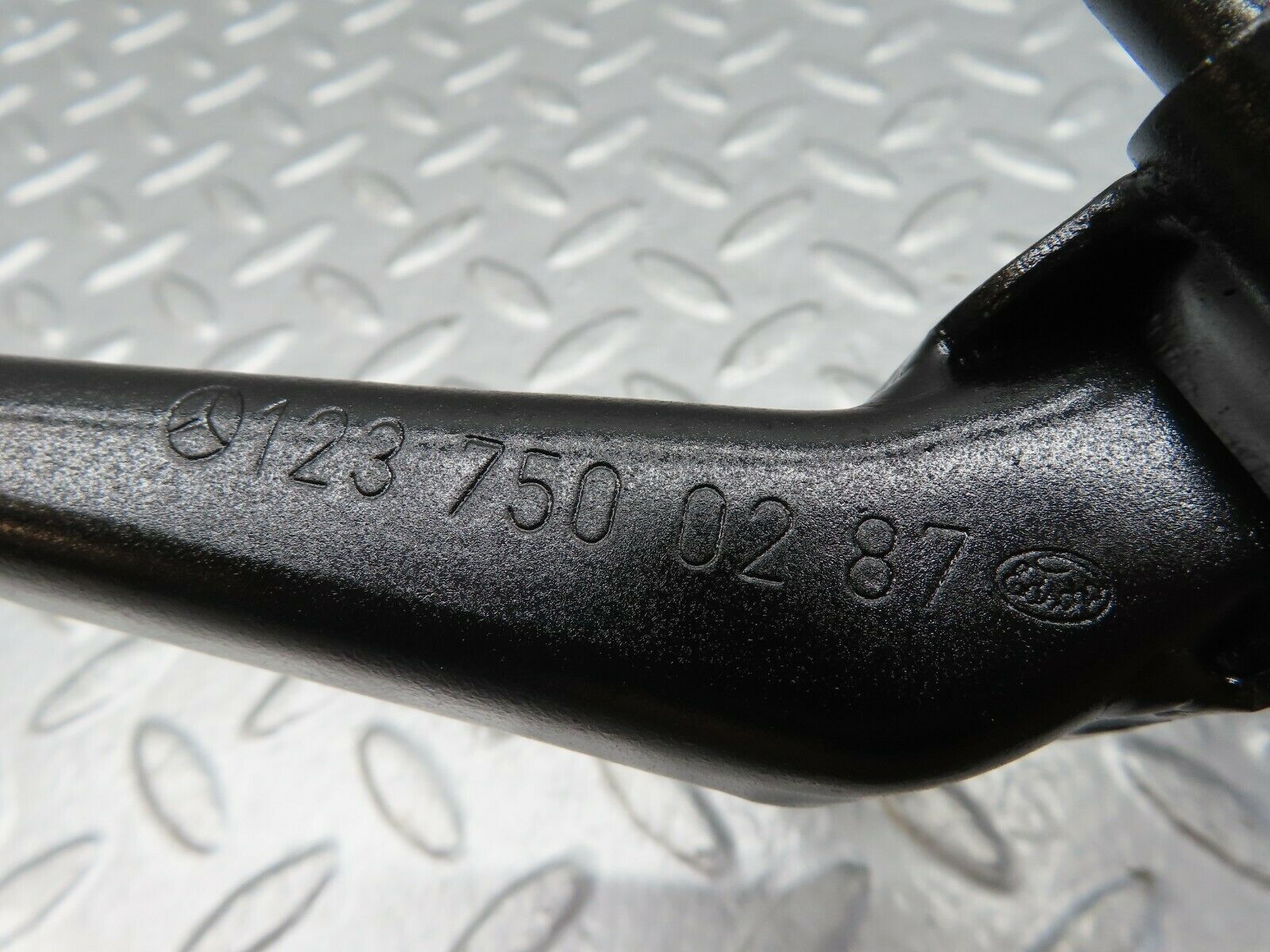 18056 Mercedes-Benz W123 200 Trunk Lid Hinge Right Side 1237500287