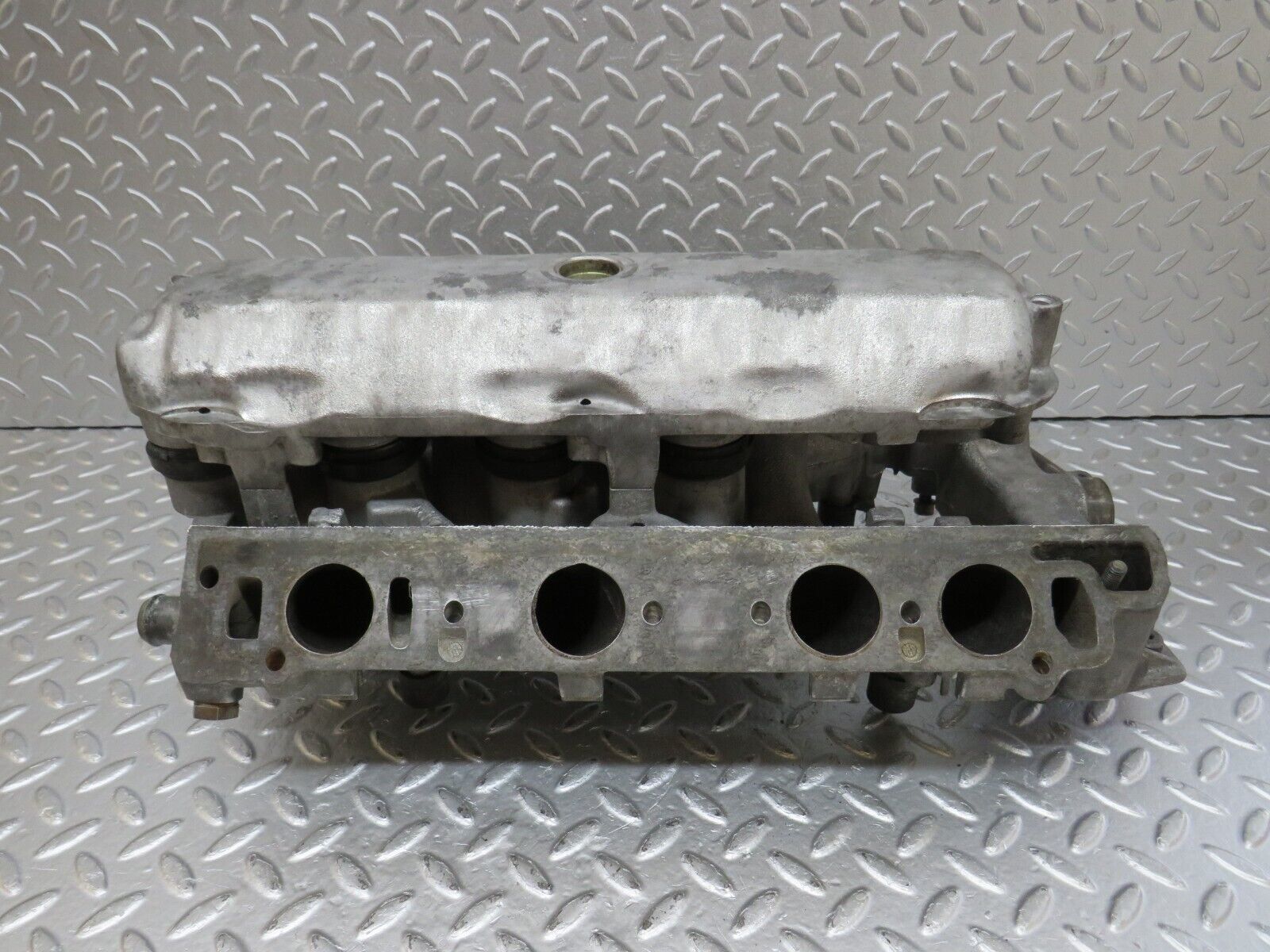 34528 Mercedes-Benz C126 380SEC Coupe Intake Manifold 1161415701