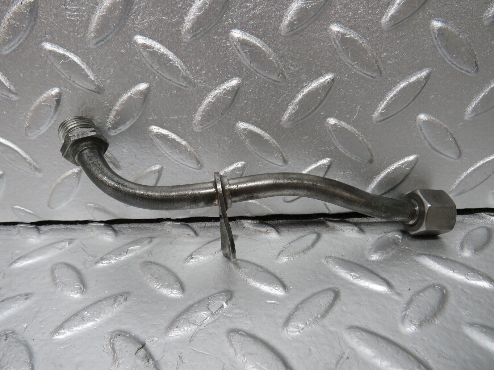 34657 Mercedes-Benz C126 380SEC Coupe Intake Manifold Brake Servo Pipe