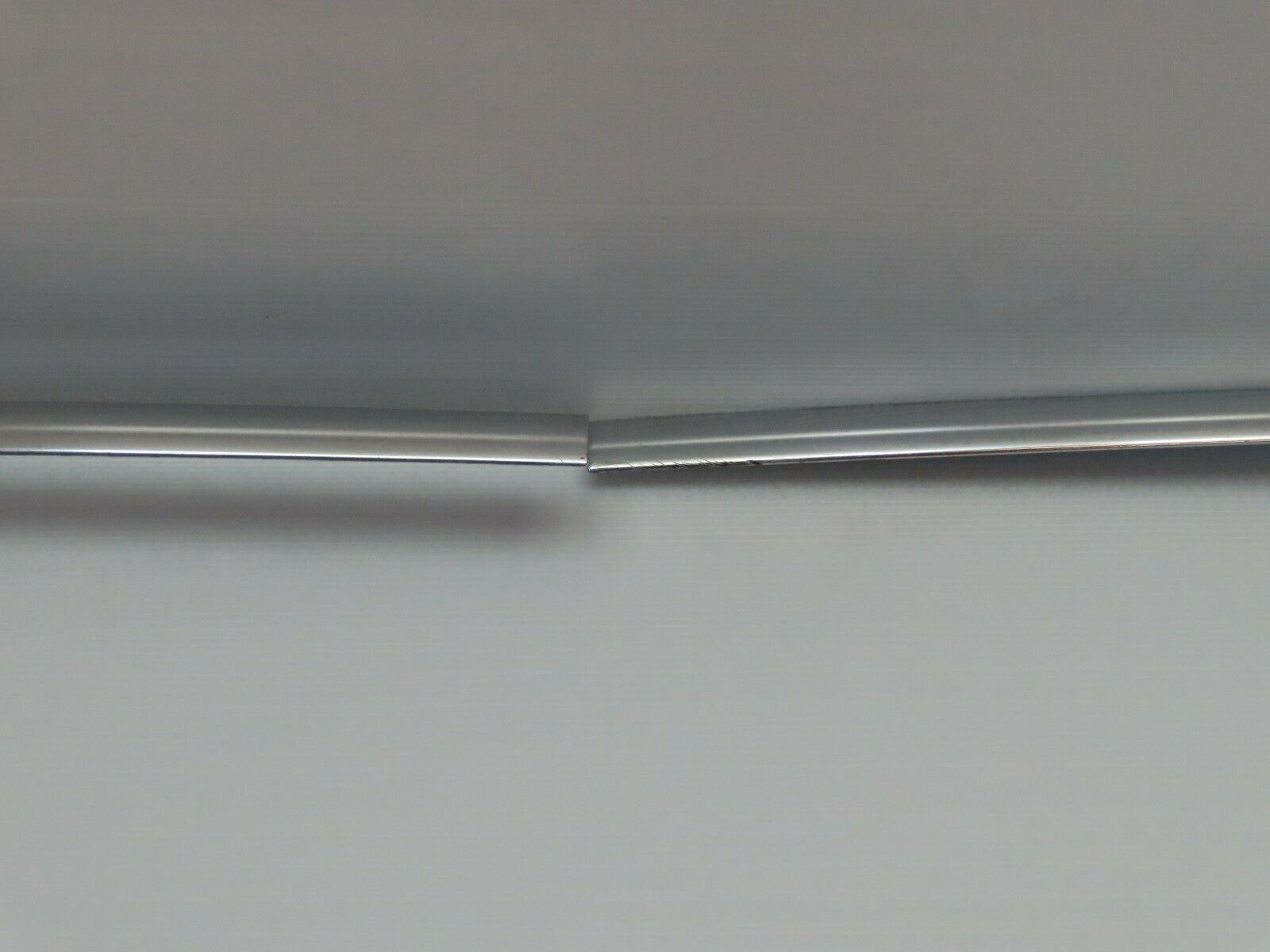 7448 Mercedes-Benz W116 450SE Front Windscreen Chrome Frame