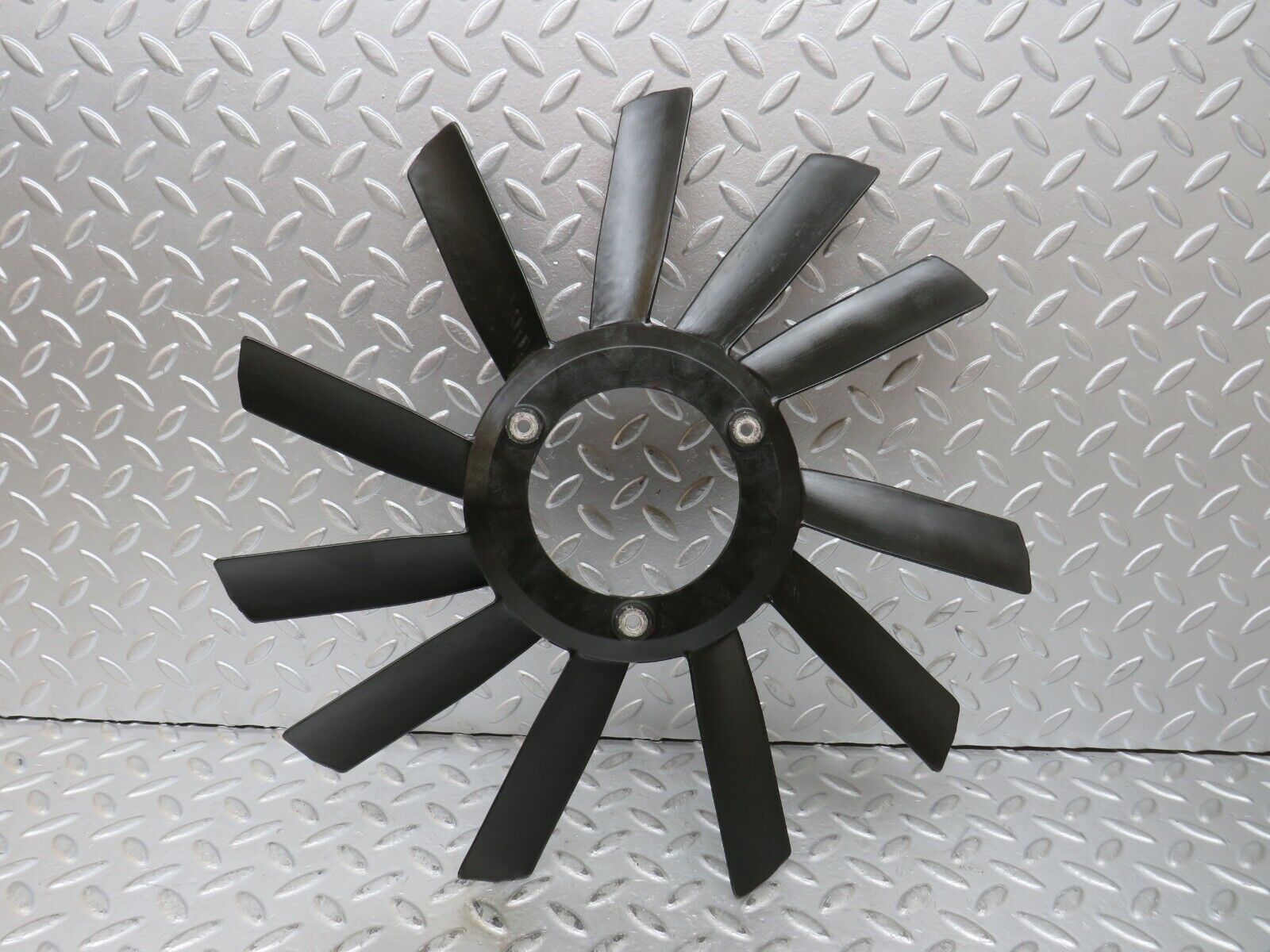 27377 Mercedes-Benz W123 280E Engine Cooling Fan 1102000123