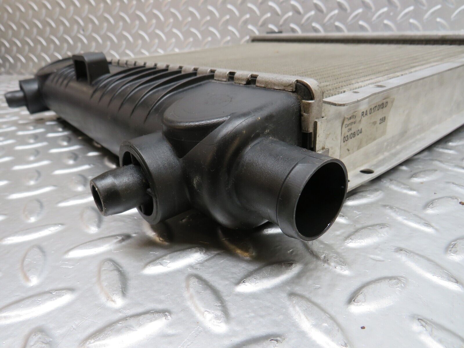 30894 Mercedes-Benz W201 190E 2.0L Engine Coolant Radiator RA 0170130