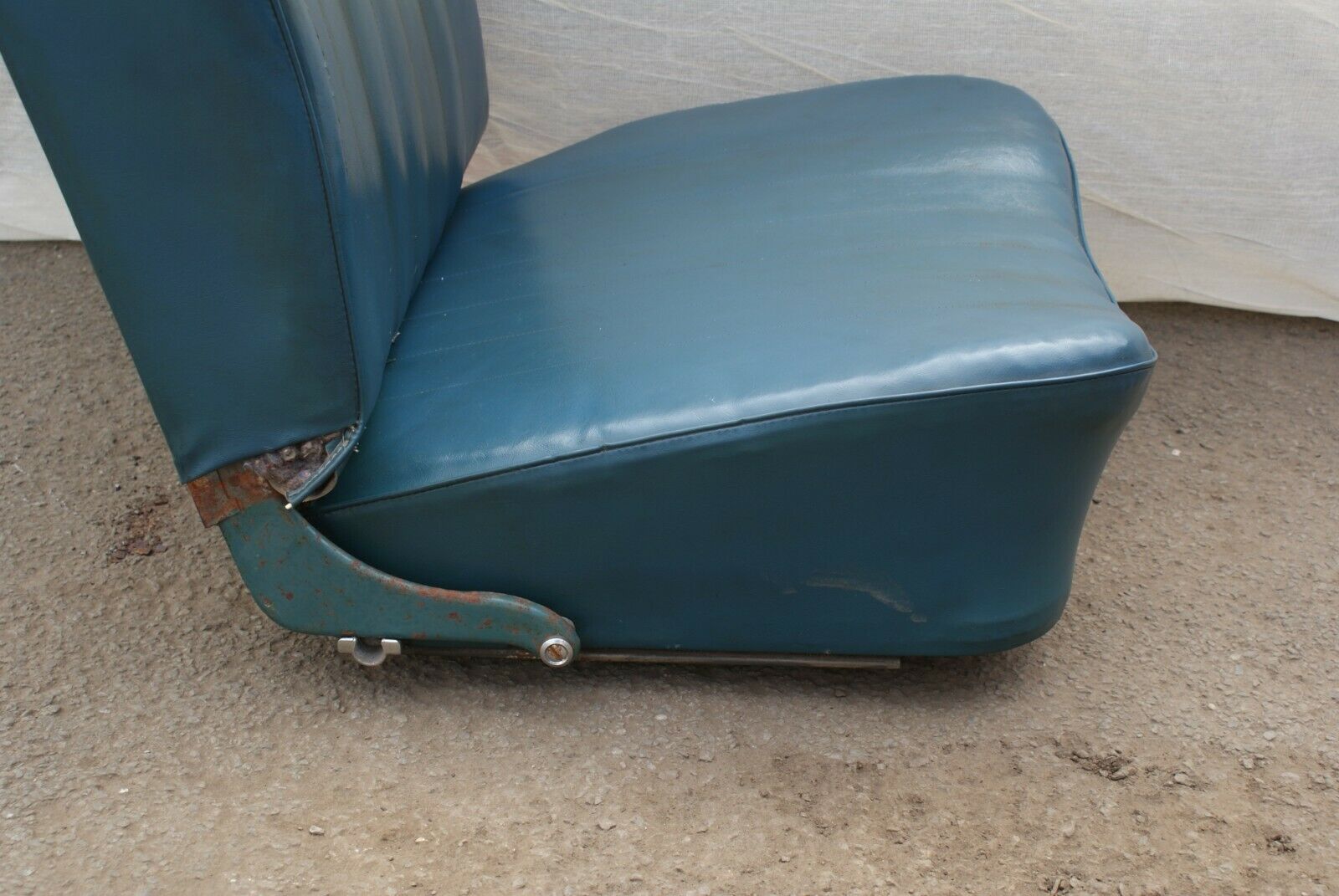 3058 Mercedes-Benz W120 Ponton Front Right Seat