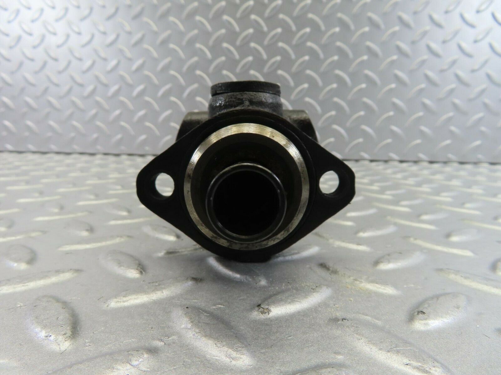 9901 Mercedes-Benz C123 230CE Coupe Brake Master Cylinder