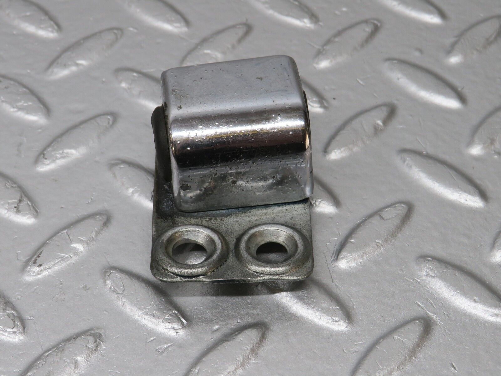 40285 Mercedes-Benz W110 230 Door Lock Latch Right Side