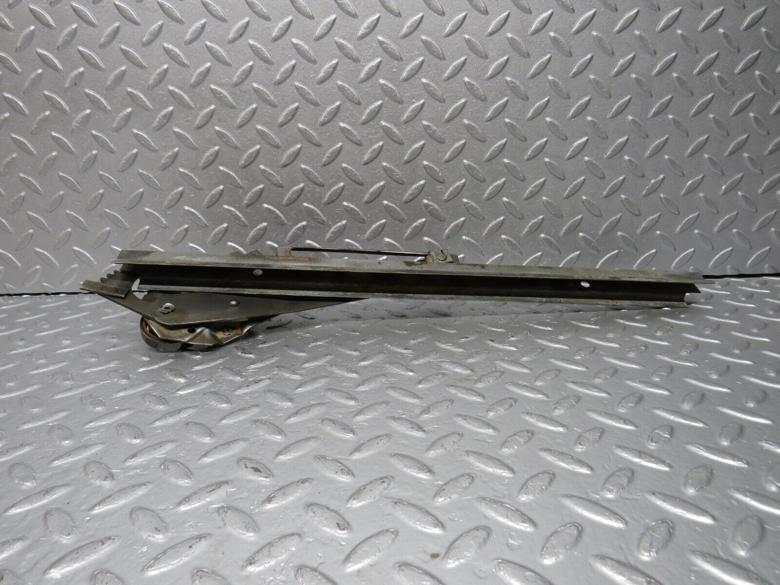 40461 Mercedes-Benz W110 230 Rear Left Door Window Regulator