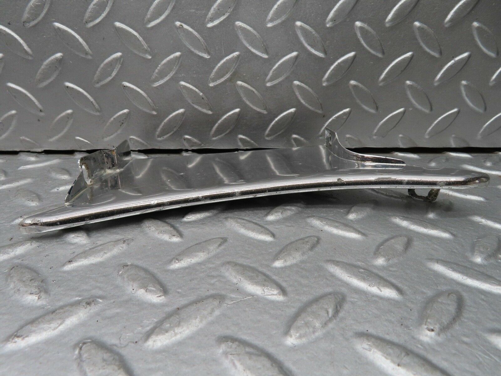 18639 Mercedes-Benz W120 W121 Ponton Air Intake Chrome Cover Right Side