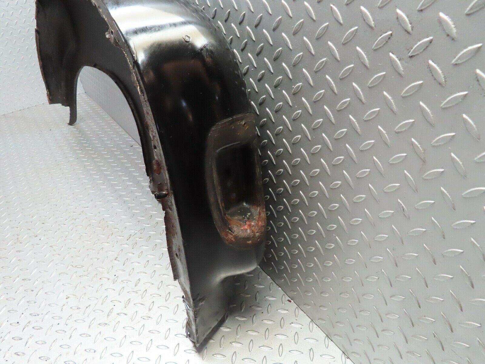 18995 Mercedes-Benz W121 190b Ponton Rear Right Wing Fender