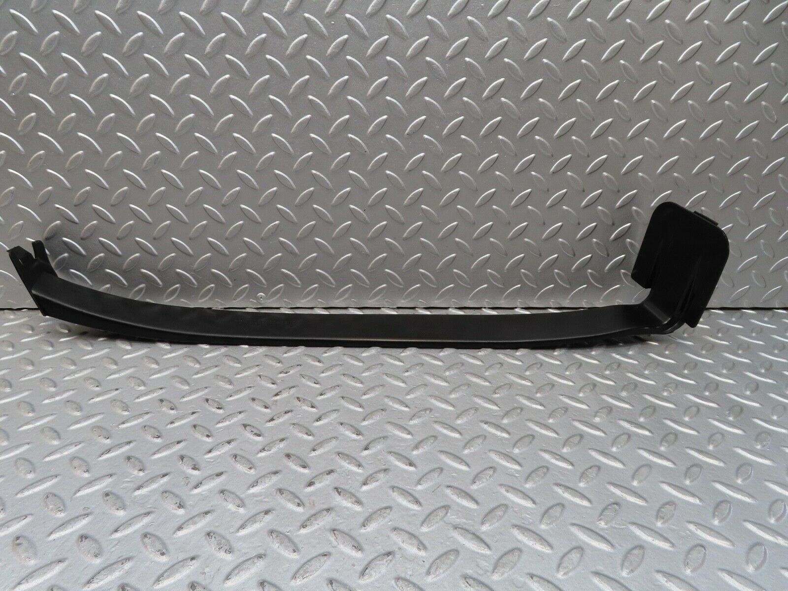 16833 Mercedes-Benz C123 280CE Coupe Cable Channel Cover Right Side 1238211236