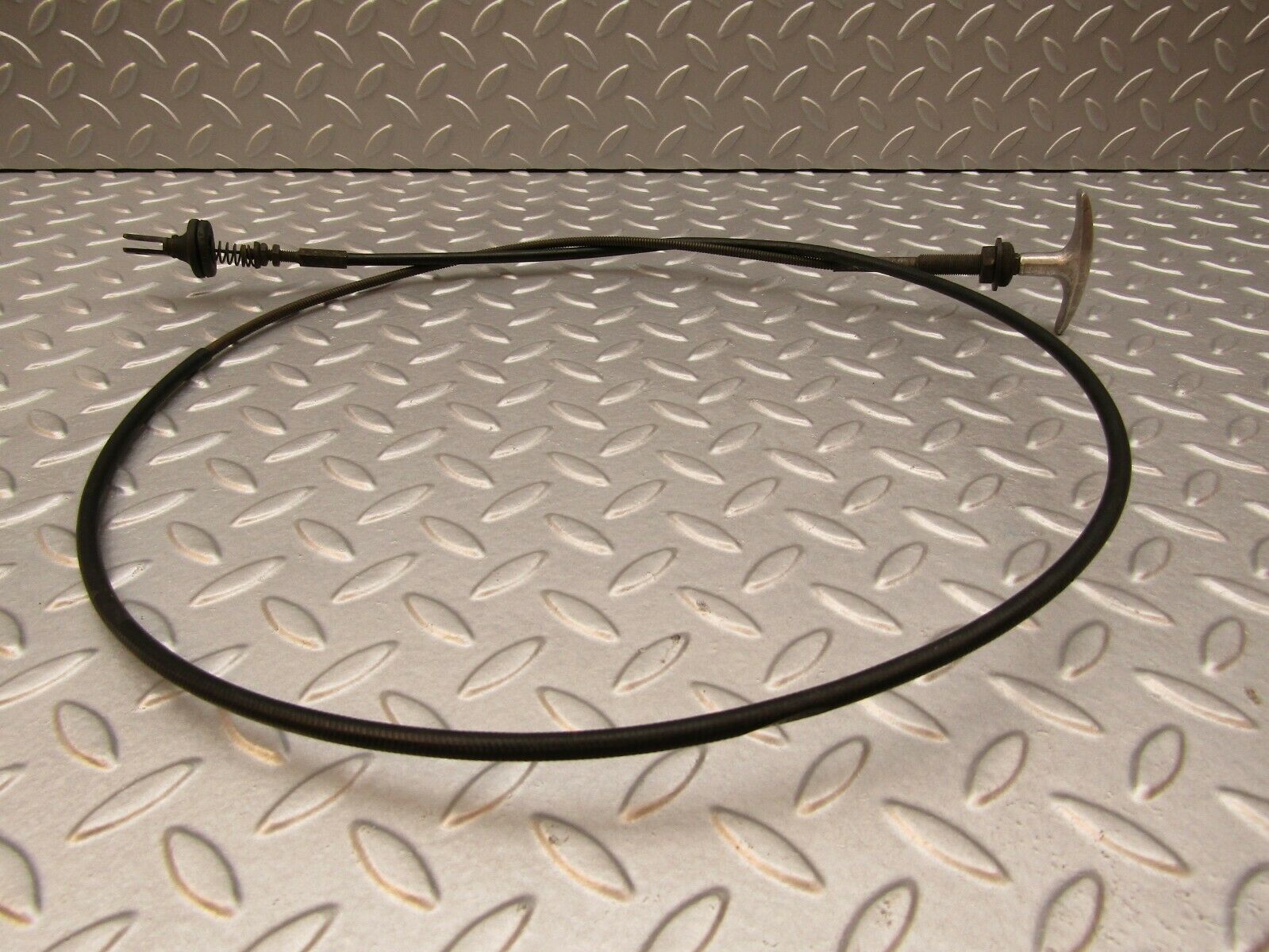3330 Mercedes-Benz W105 PONTON Bonnet Release Cable