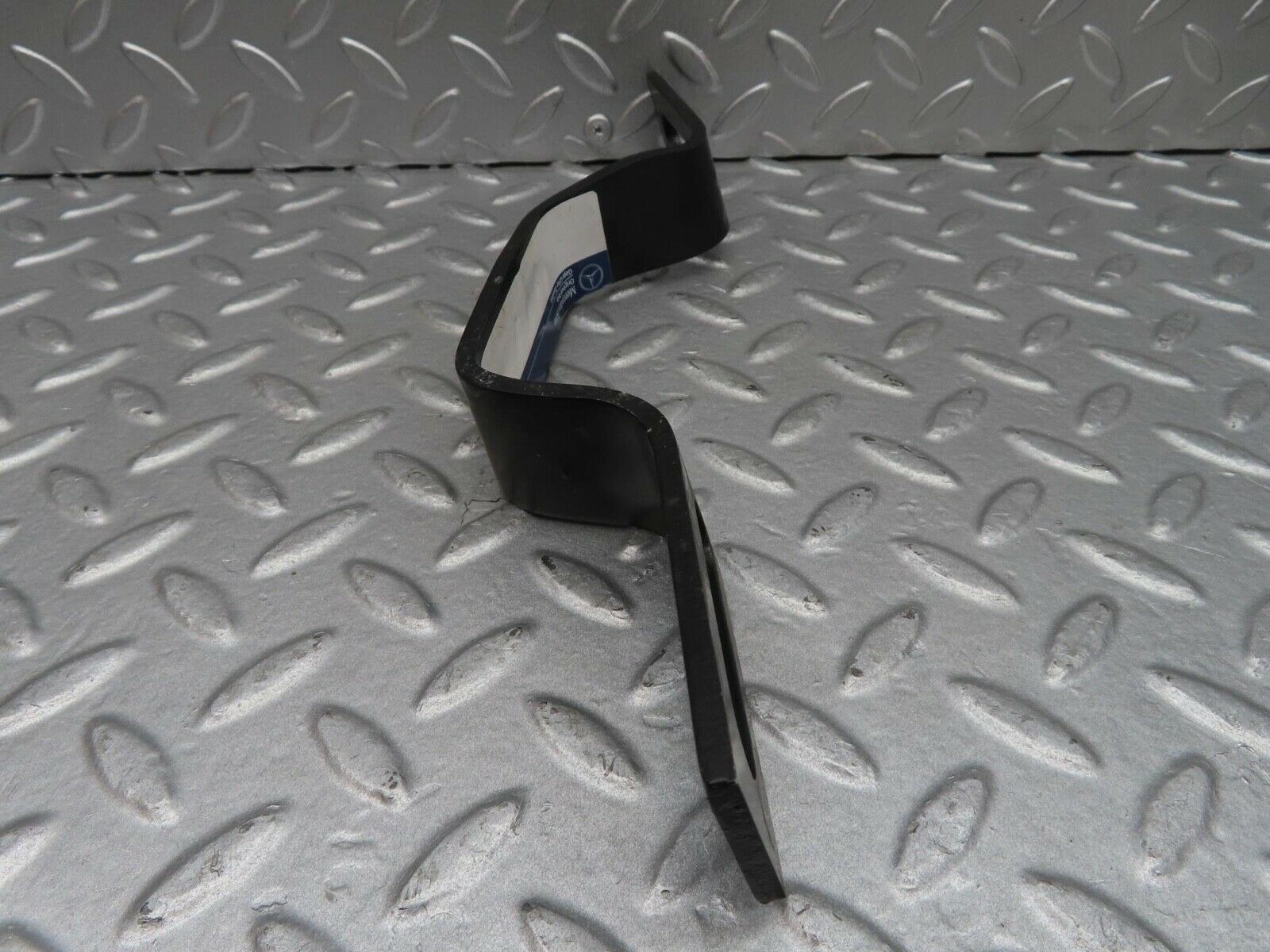 14166 Mercedes-Benz C107 280SLC Front Left Bumper Bracket Holder 1078850940