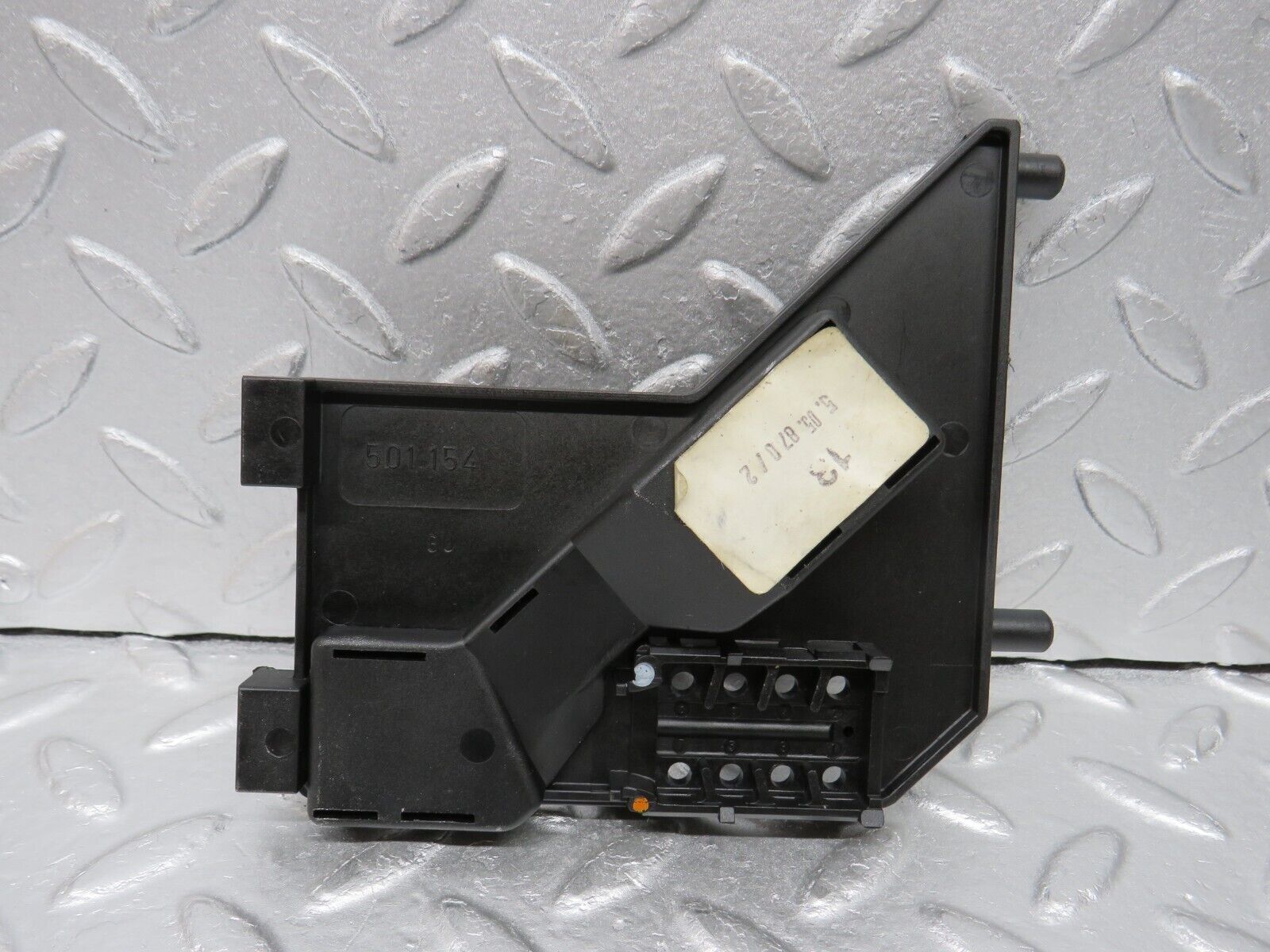 37102 Mercedes-Benz C126 420SEC Coupe Connection Plate For Passenger Seat 1265451943