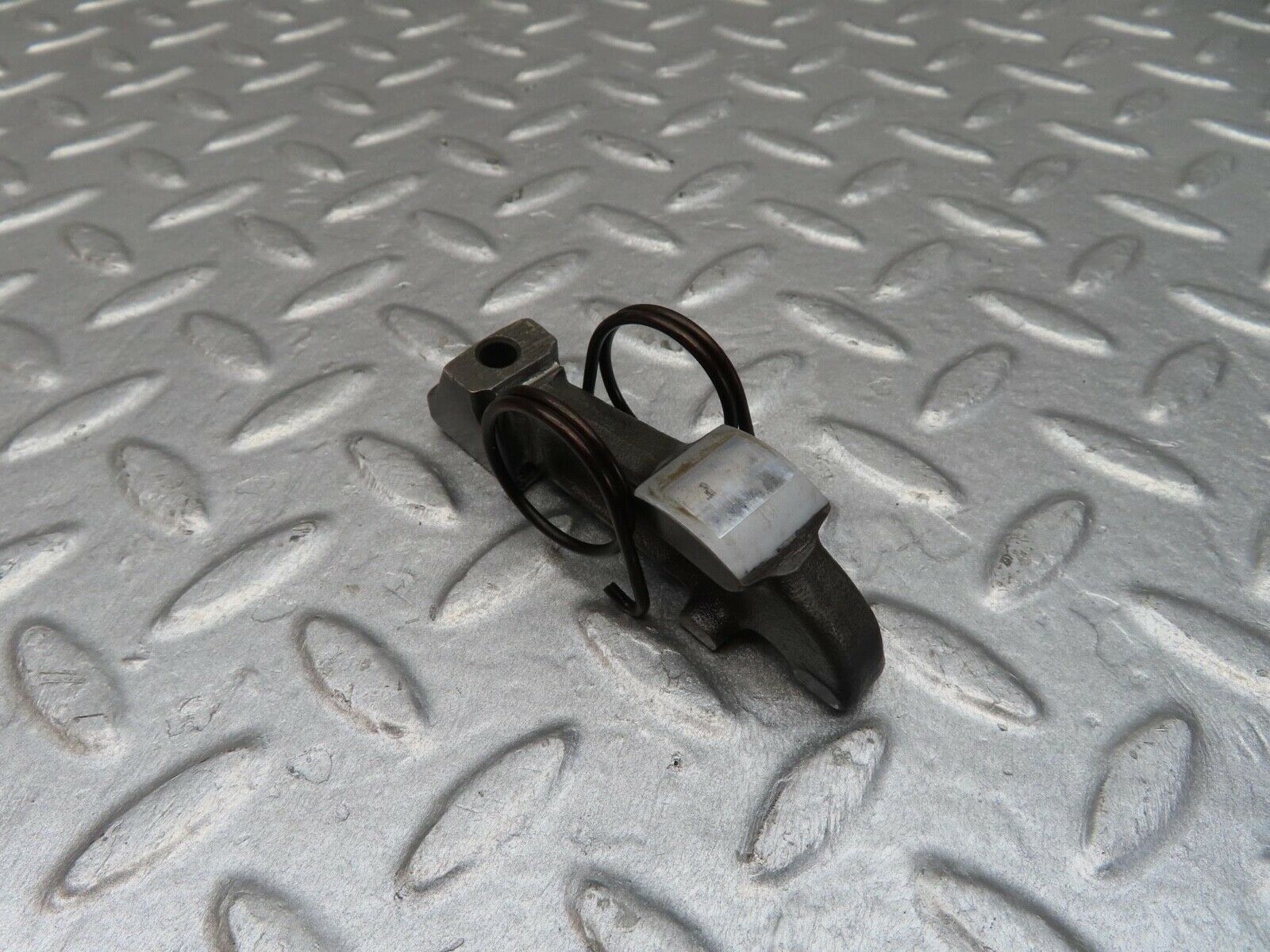 12871 Mercedes-Benz W111 220SE Valve Rocker Arm With Retaining Spring