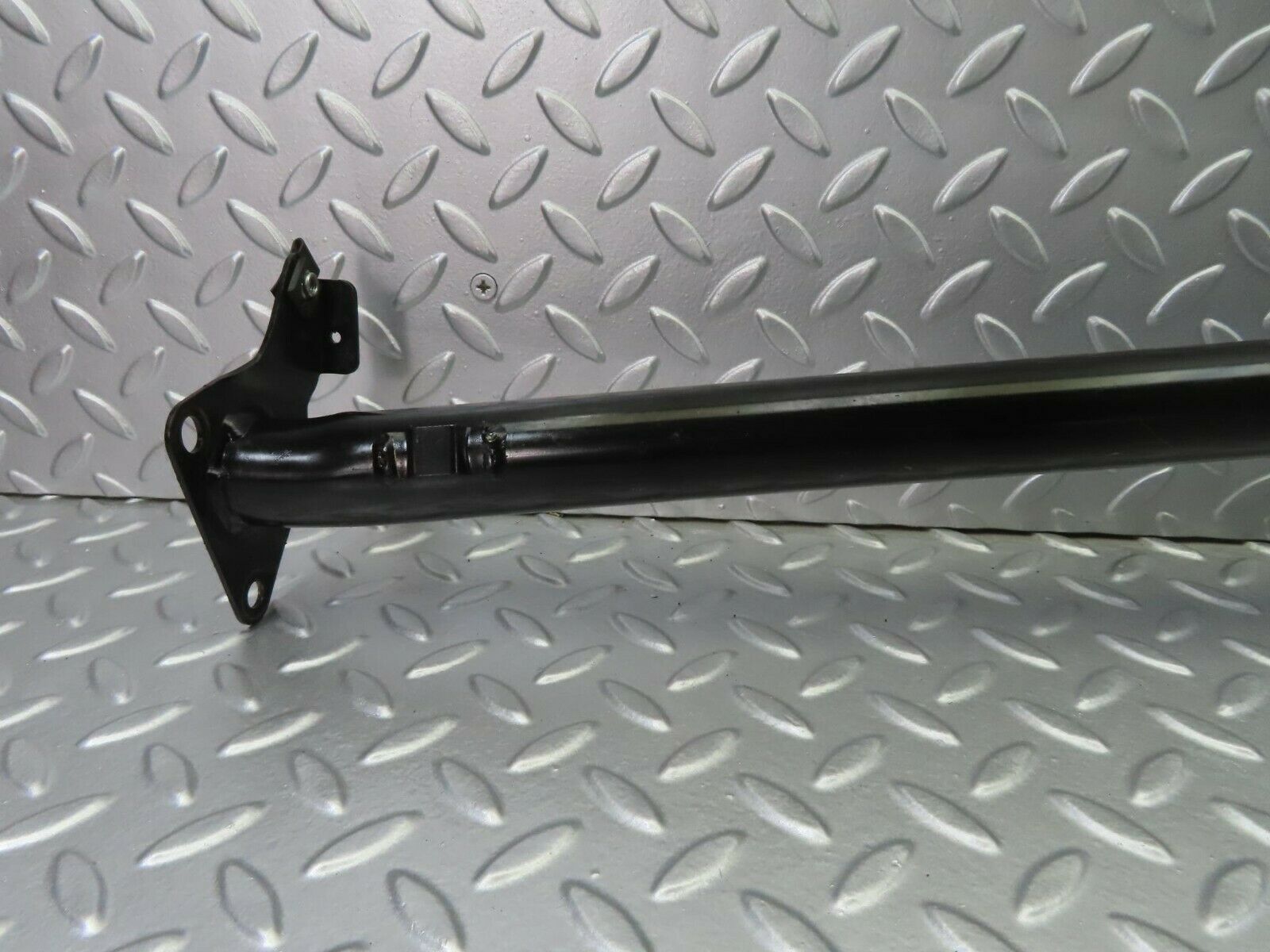 10489 Mercedes-Benz W201 190E Dashboard Bracket