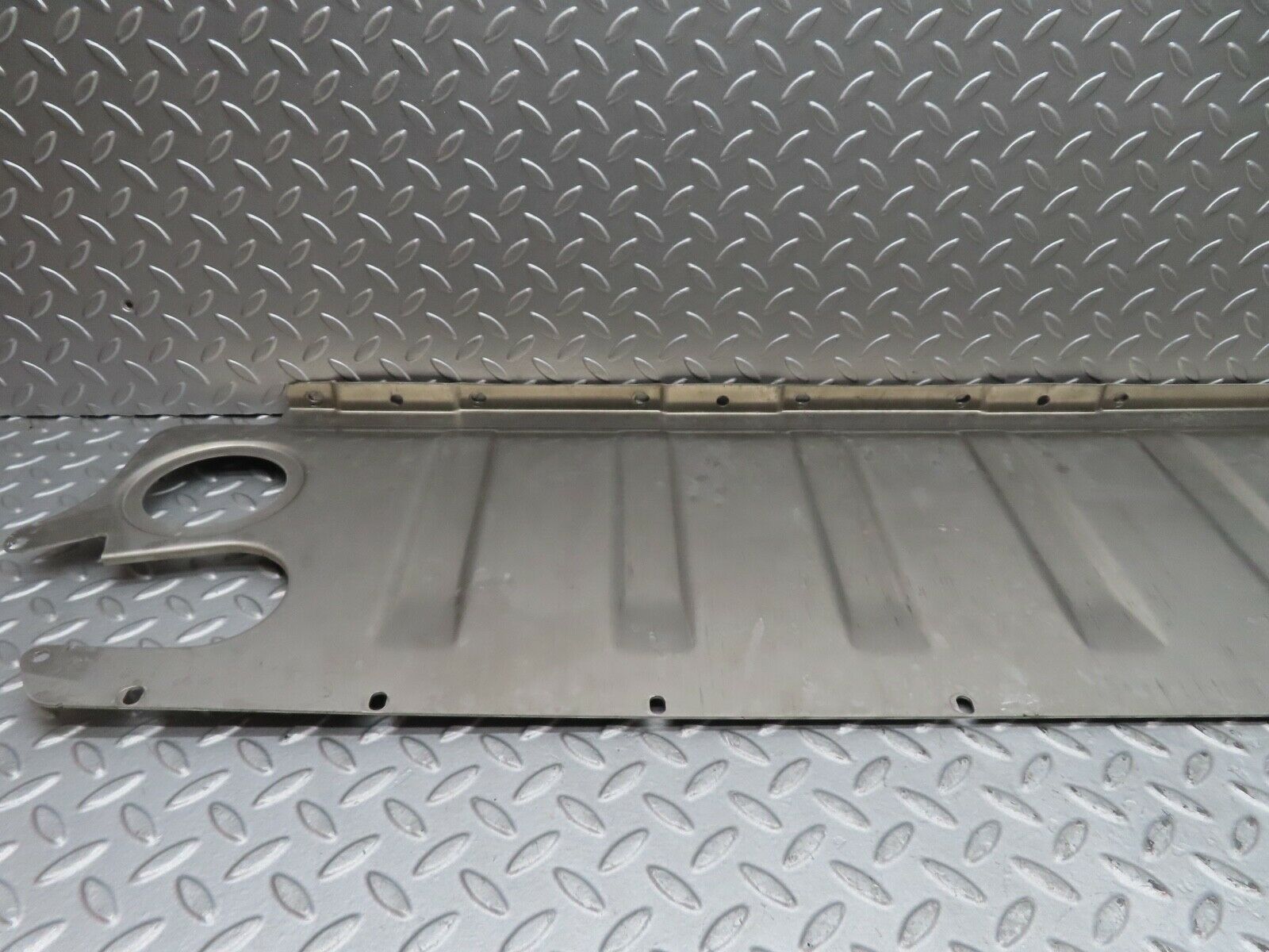 17326 Mercedes-Benz R129 300SL Coupe Fuel Tank Rear Cover