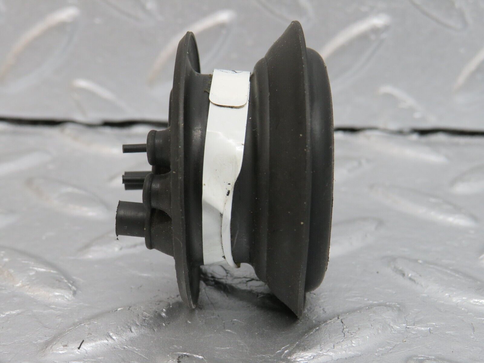 39781 Mercedes-Benz R129 320SL Coupe Firewall Rubber Grommet 0089971781