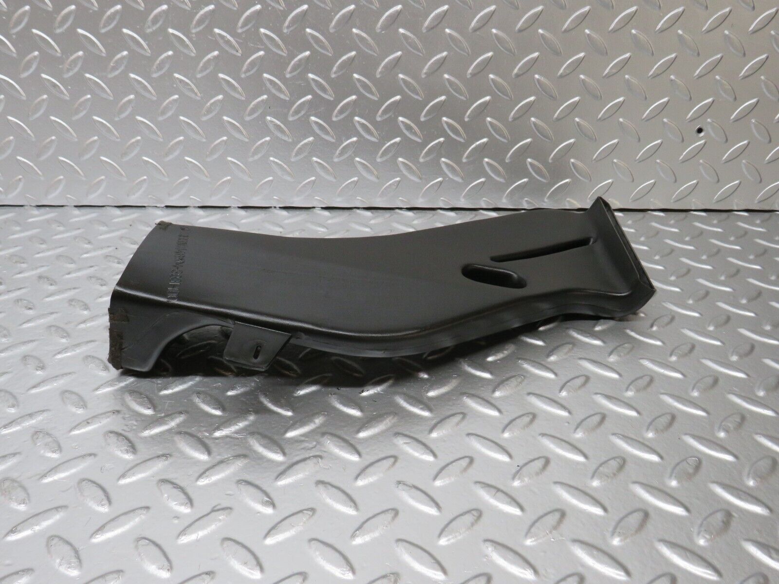 25138 Mercedes-Benz W201 190D Air Duct Heater Ventilation Left 2018312146