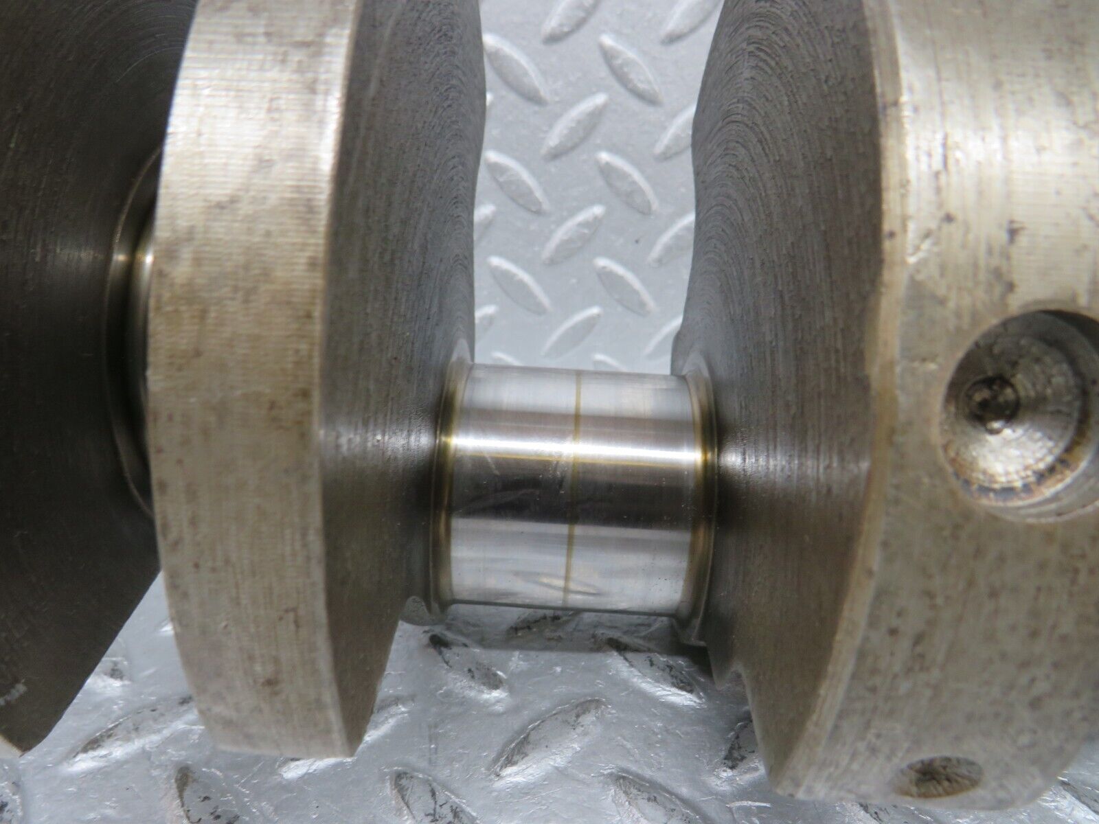 37668 Mercedes-Benz W109 300SEL Crankshaft 1160311001