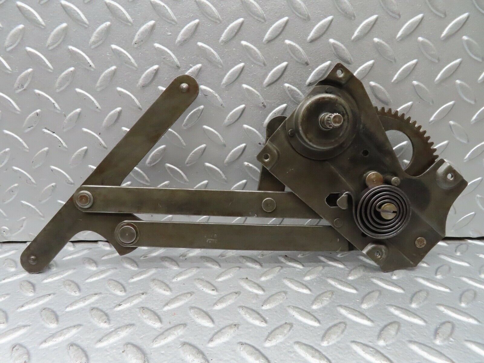 18826 Mercedes-Benz W121 190b Ponton Rear Left Manual Window Regulator