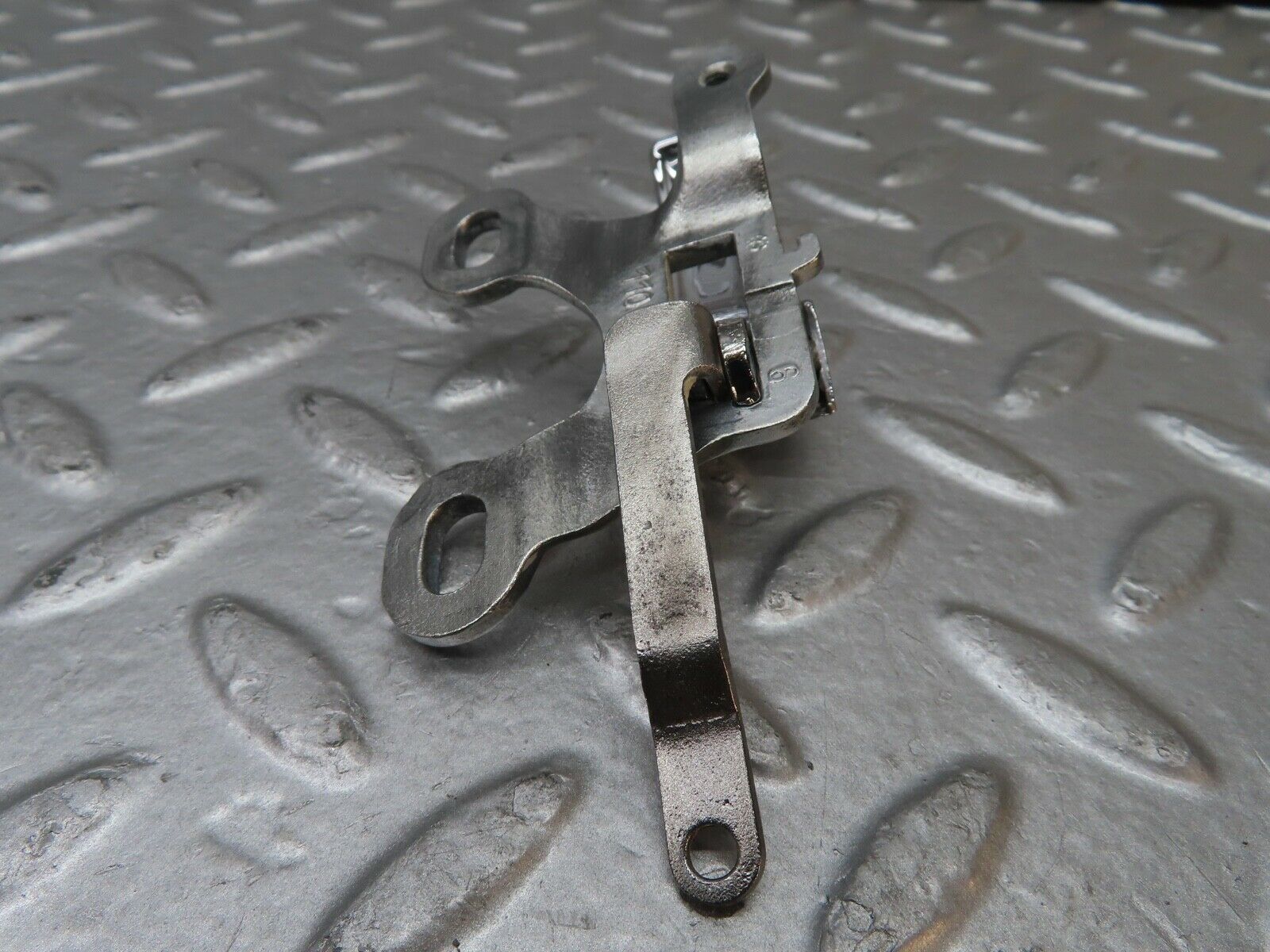 20842 Mercedes-Benz W114 250CE Coupe Left Interior Door Handle 1107660319