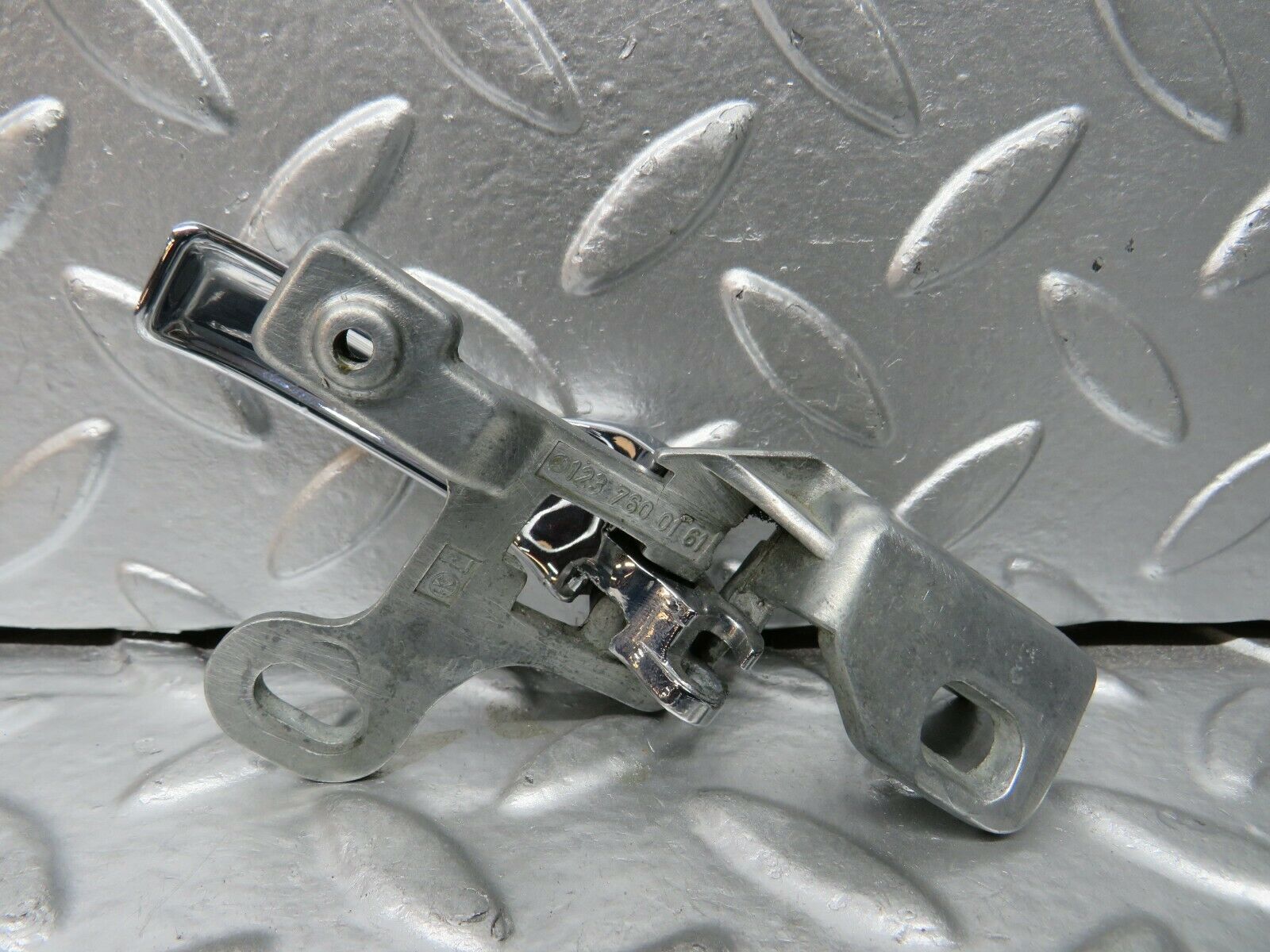 23969 Mercedes-Benz W123 280E Left Interior Door Handle 1237600161