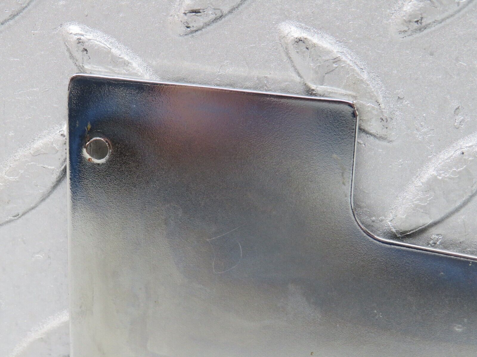 37762 Mercedes-Benz A124 320E Cabriolet Right Door Chrome Cover