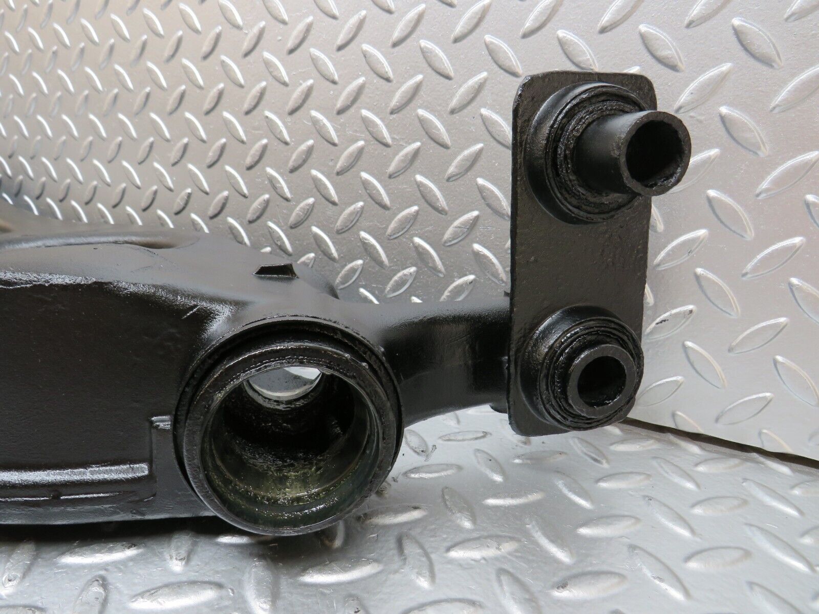 26312 Mercedes-Benz W116 450SE Trailing Arm Control Rear Left 1073521804